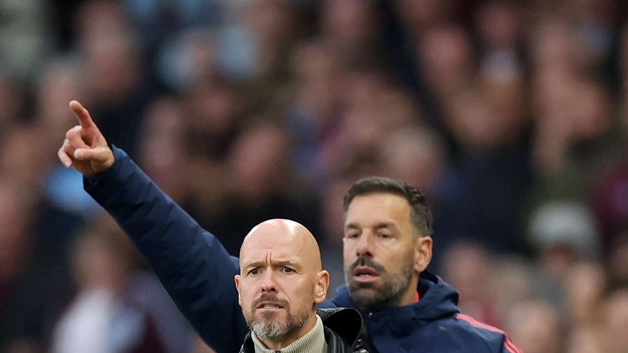 Aston Villa FC v Manchester United FC - Premier League