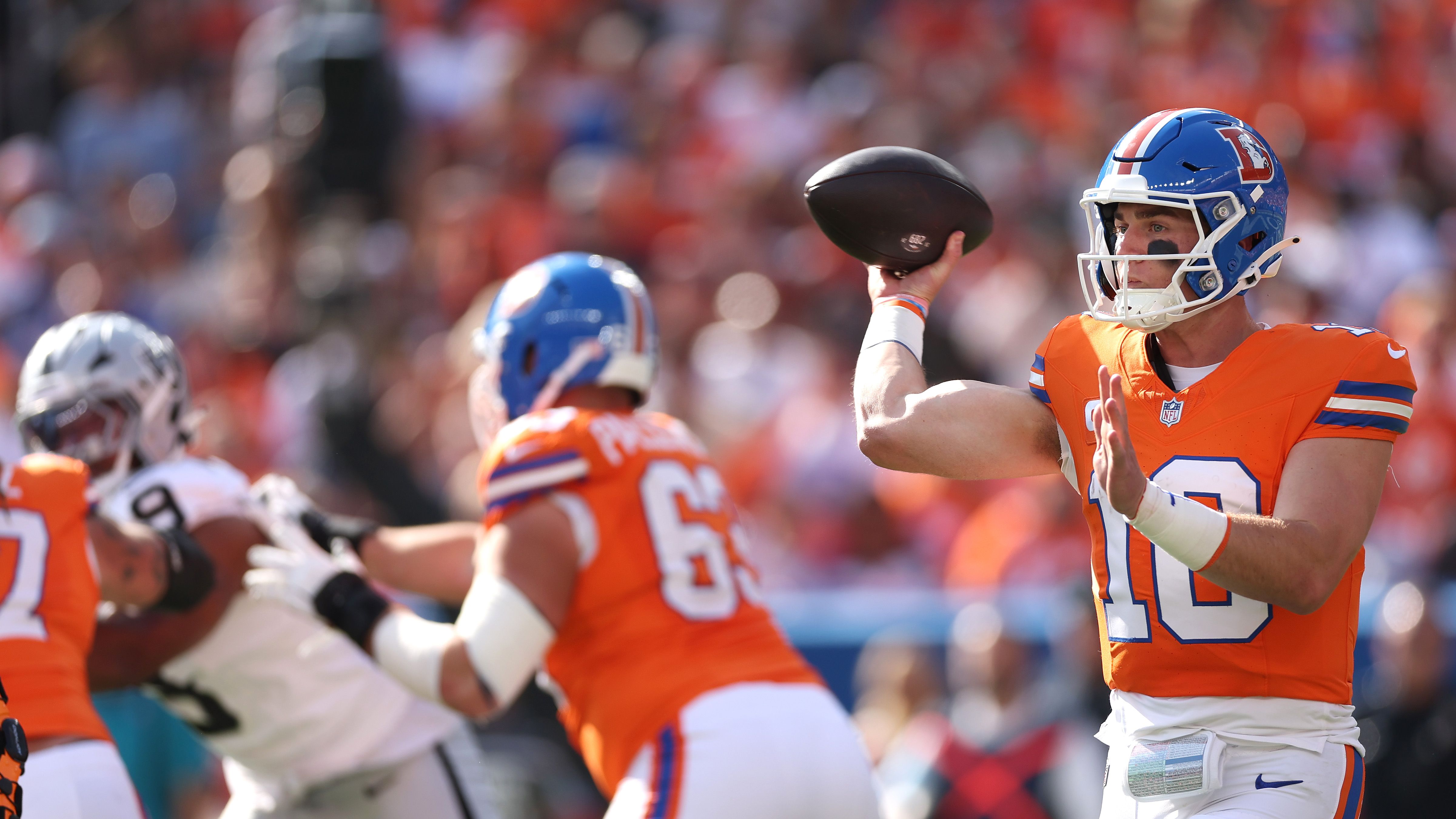 Las Vegas Raiders v Denver Broncos