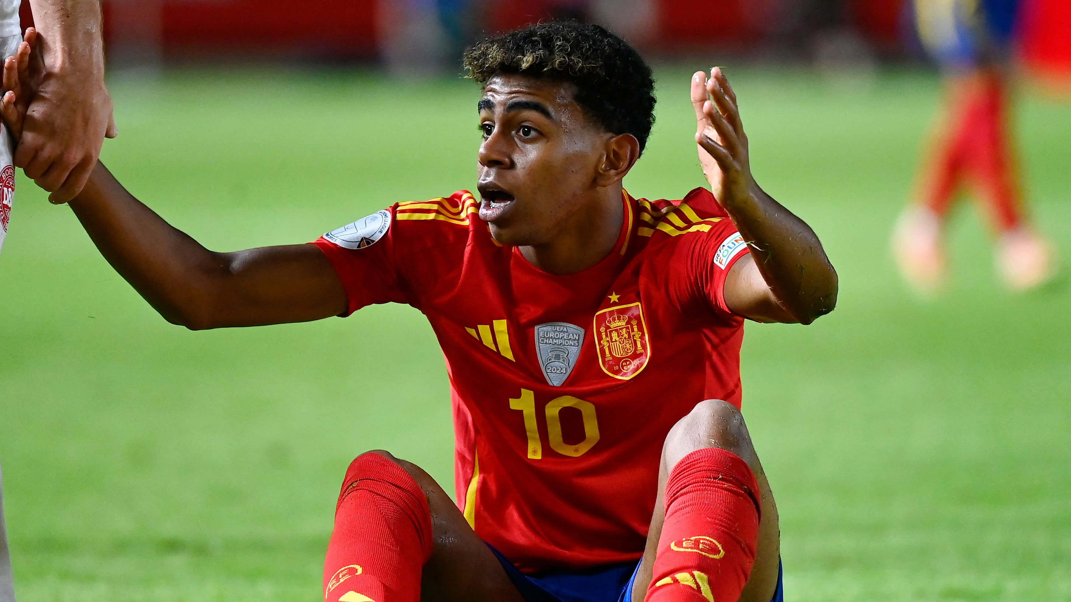 FBL-EUR-NATIONS-ESP-DEN