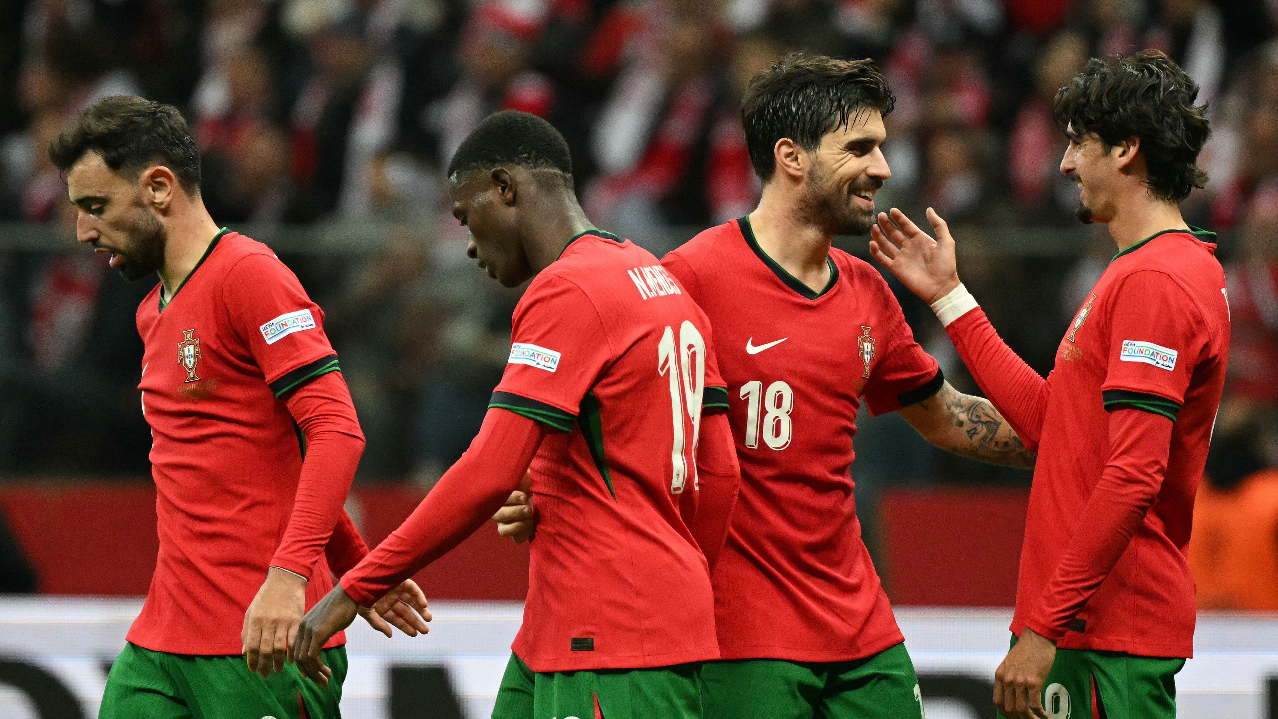 FBL-EUR-NATIONS-POL-POR