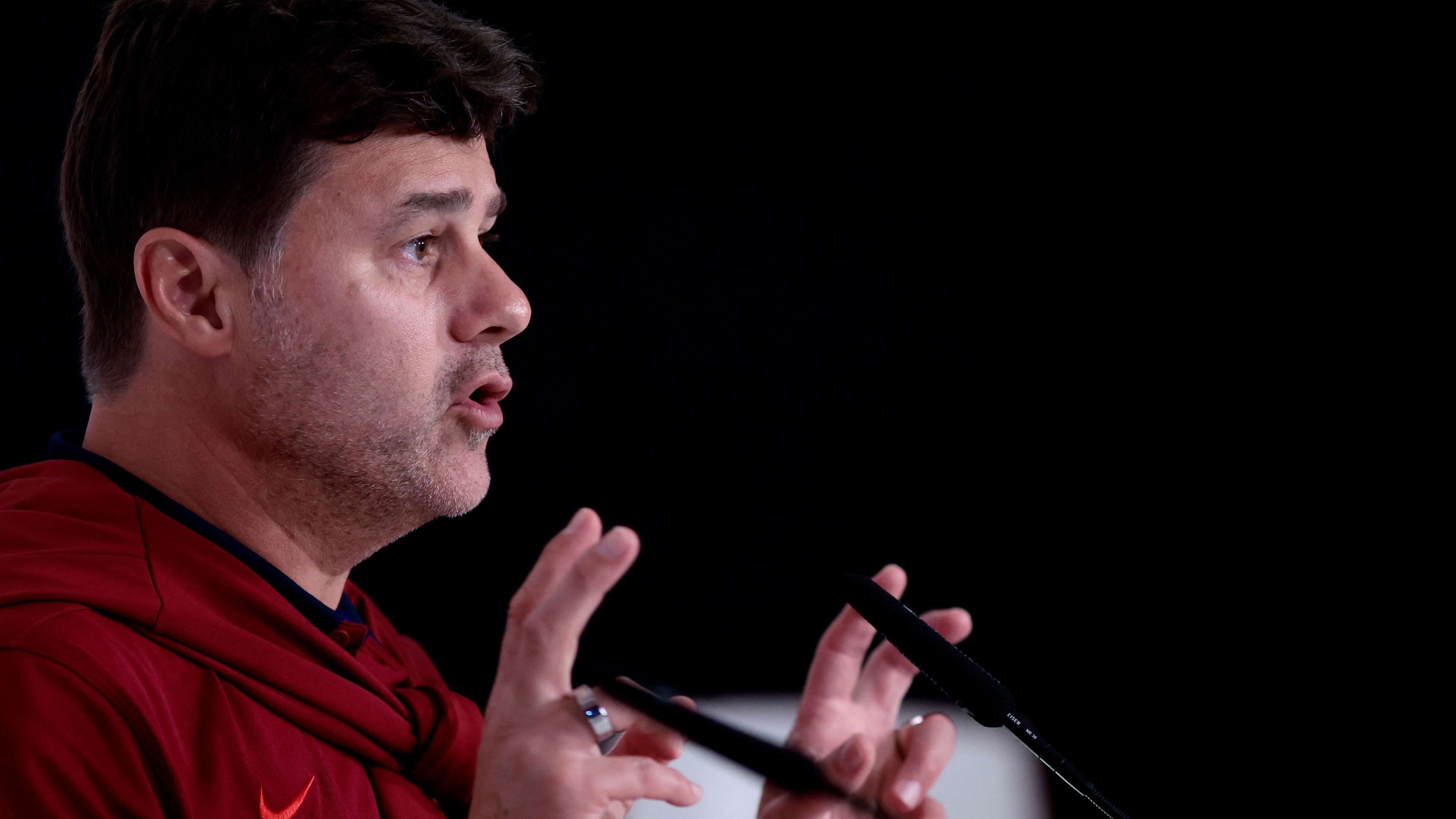 FBL-MEX-USA-FRIENDLY-PRESSER