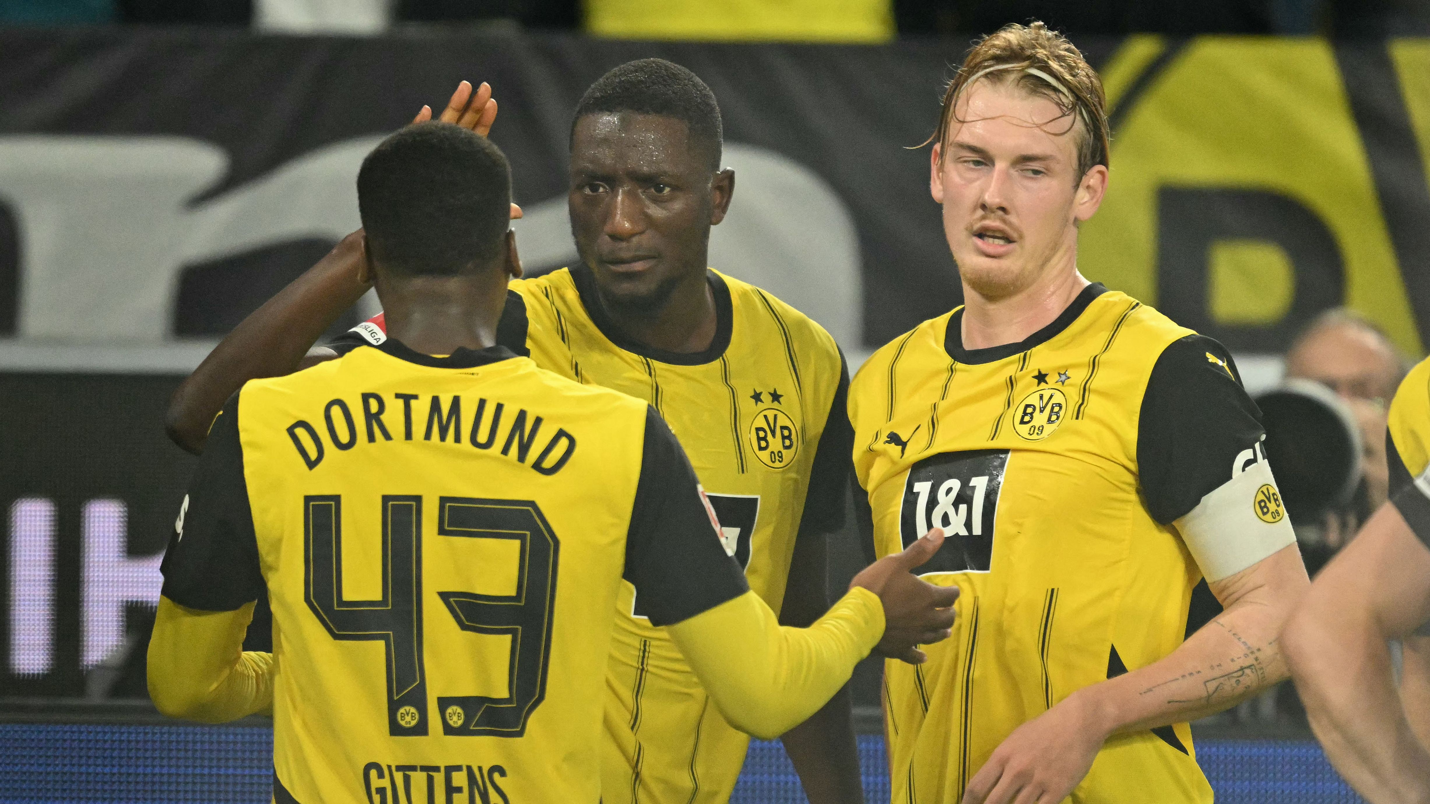 FBL-GER-BUNDESLIGA-DORTMUND-ST PAUI