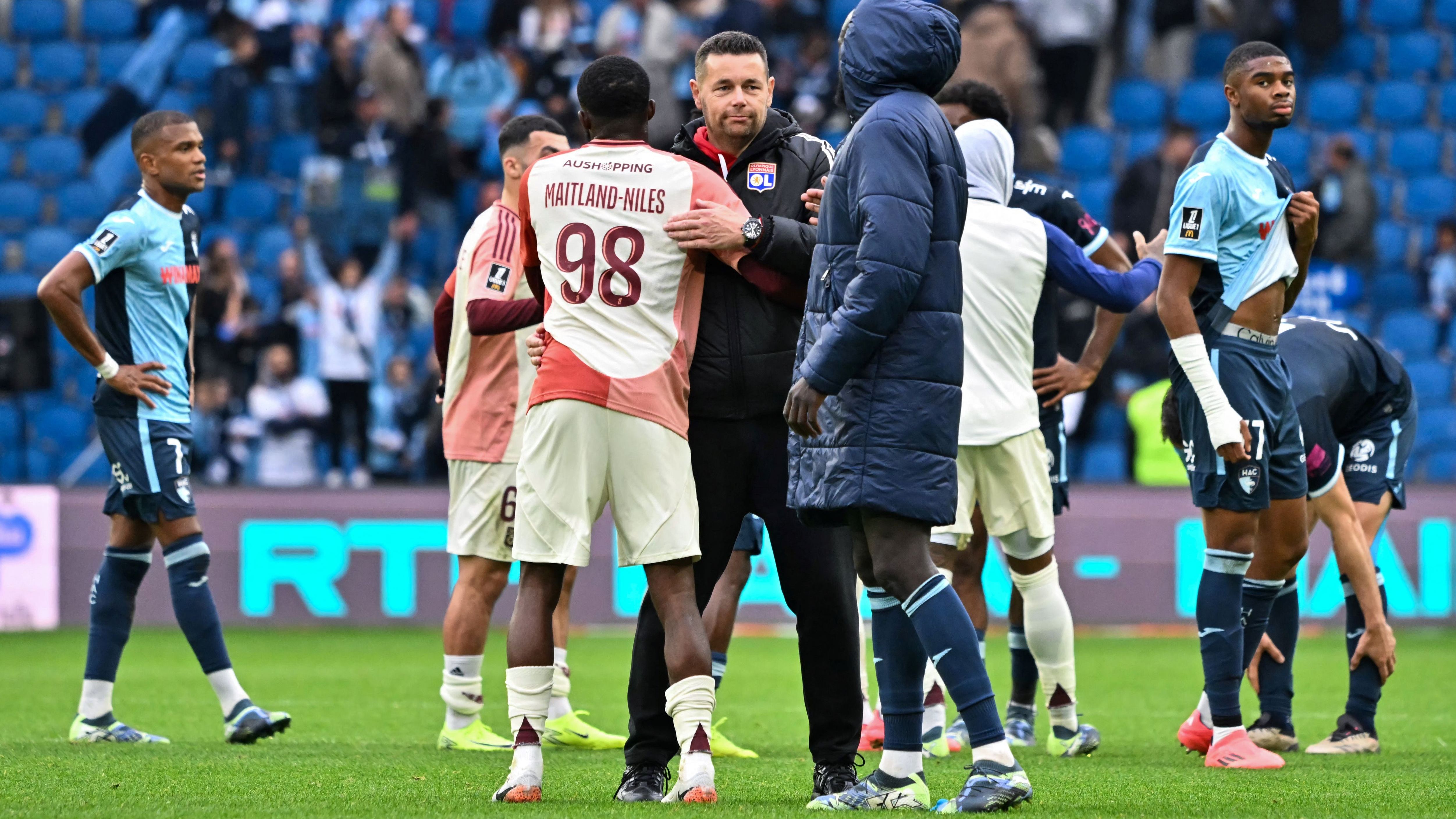 FBL-FRA-LIGUE1-LE HAVRE-LYON