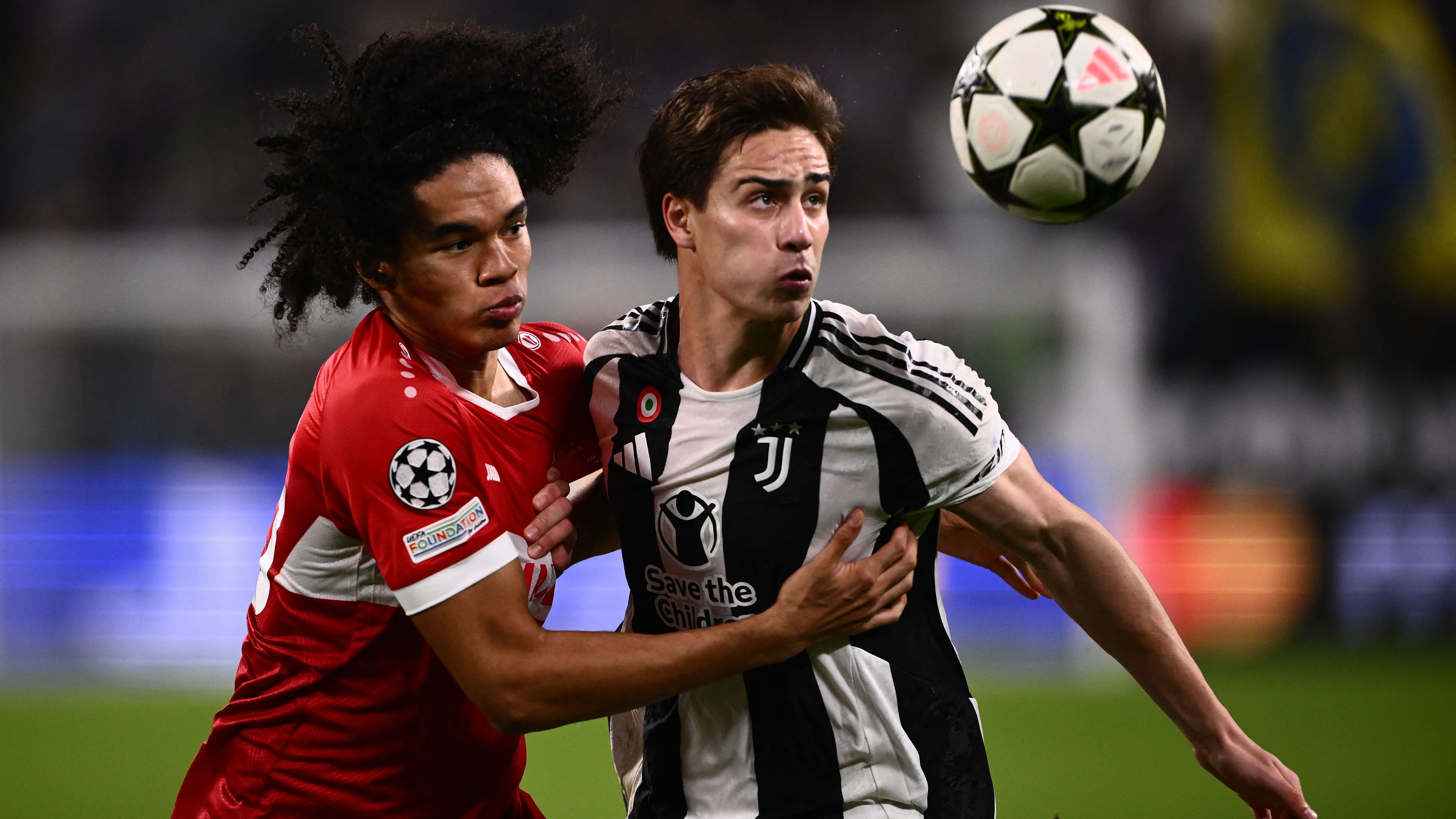FBL-EUR-C1-JUVENTUS-STUTTGART