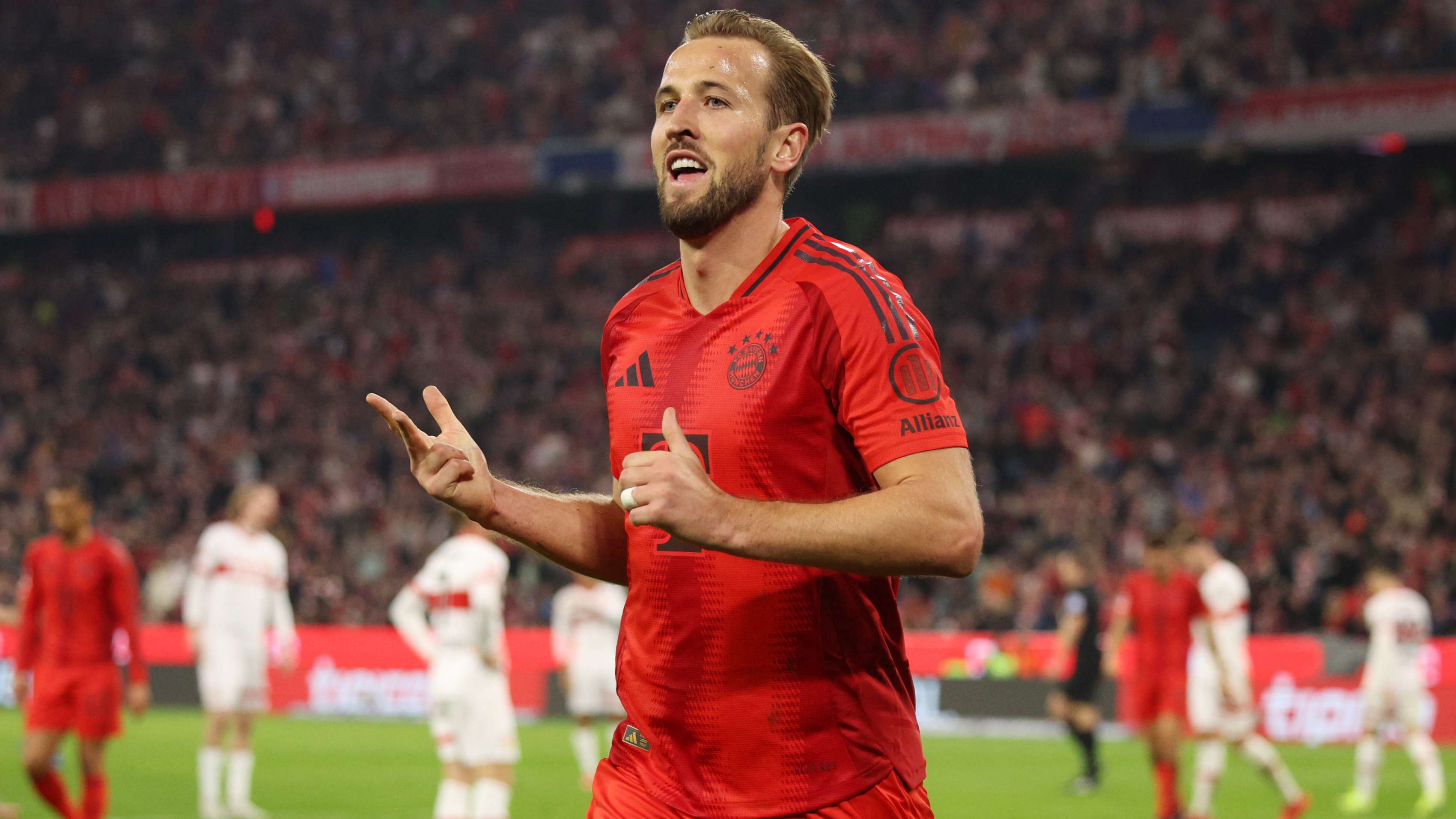 FC Bayern München v VfB Stuttgart - Bundesliga