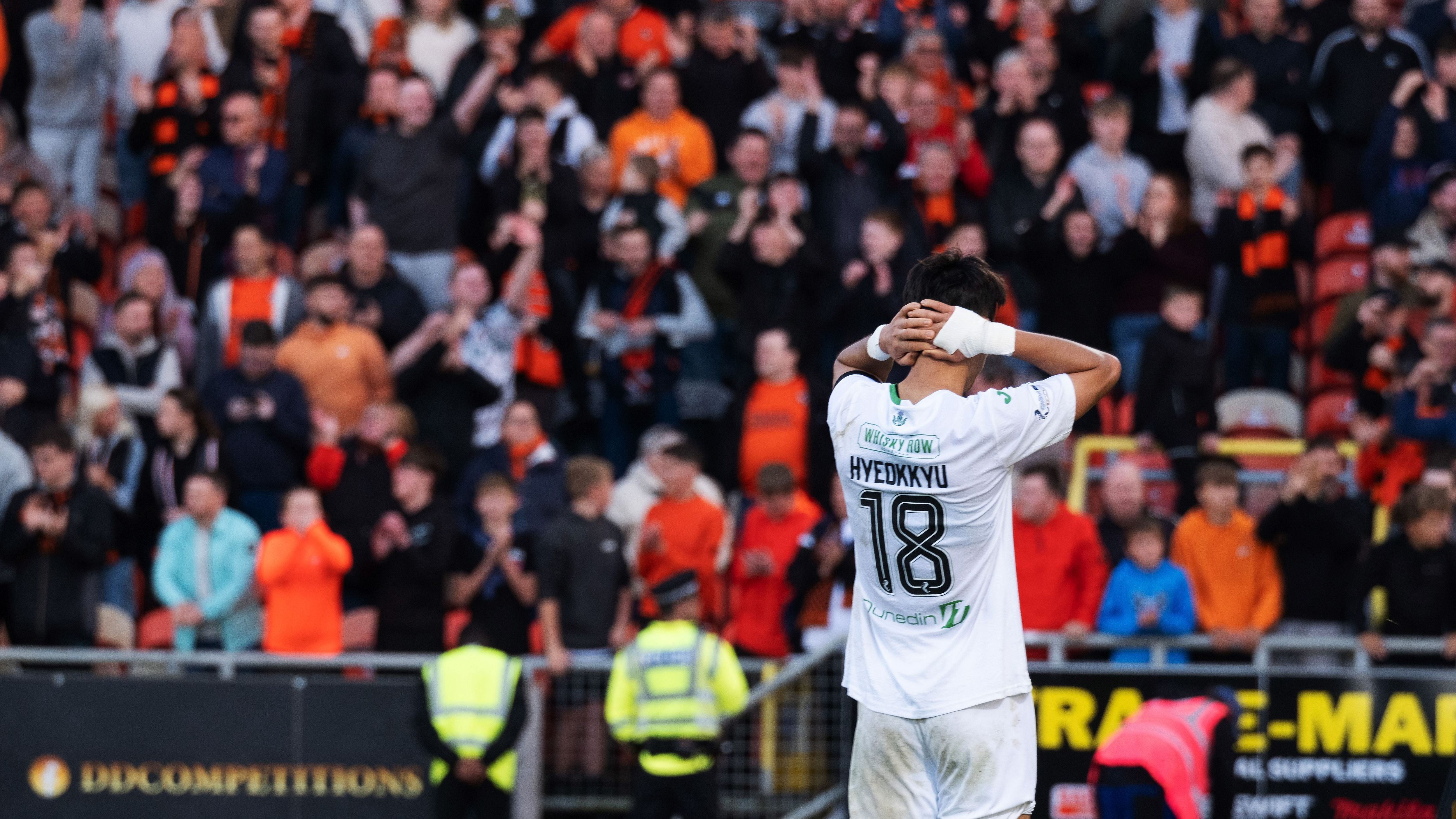 Dundee United FC v Hibernian FC - William Hill Premiership