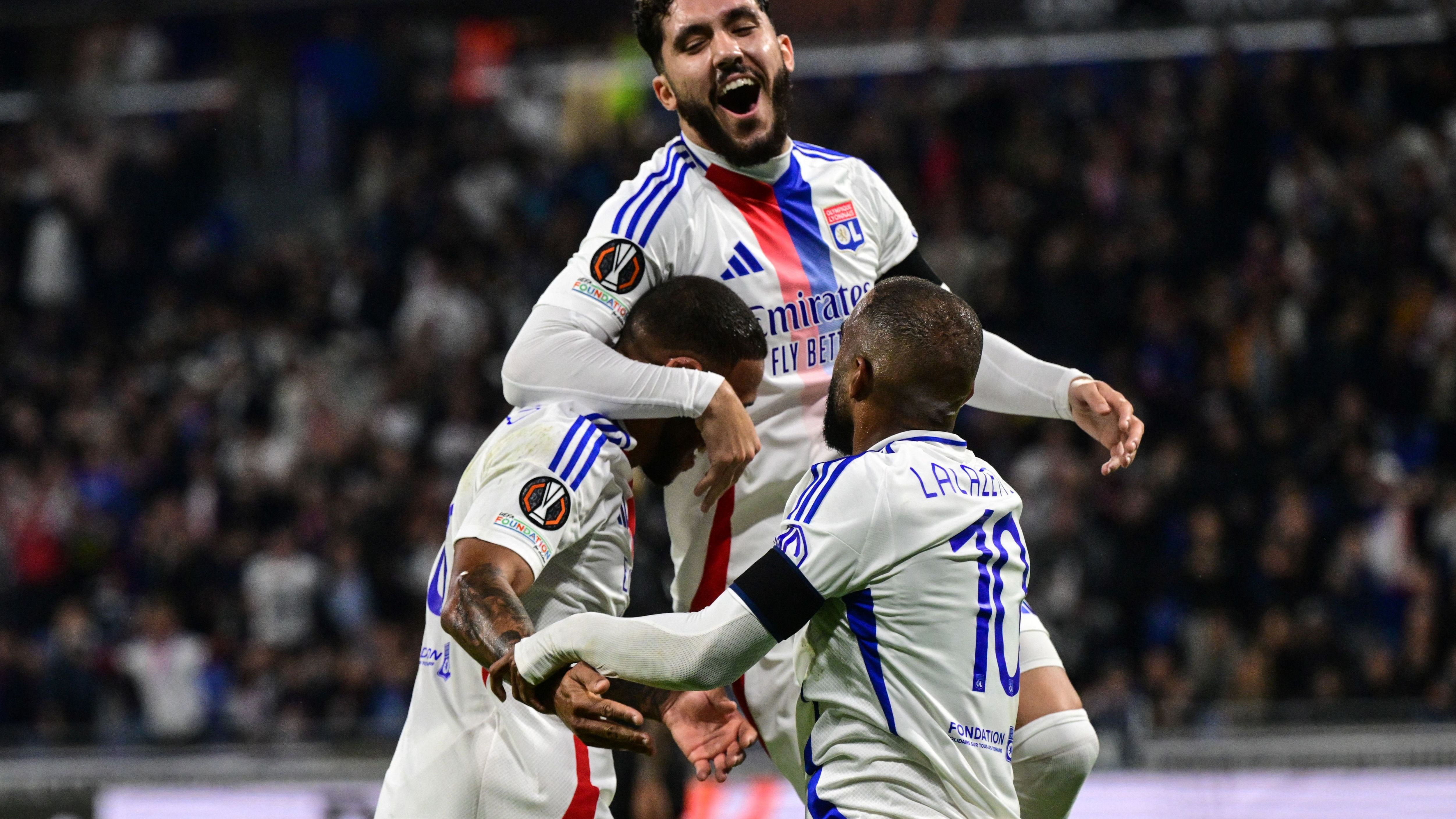 Mercato OL : Outre Lacazette, cinq autres cadres sont sur le départ