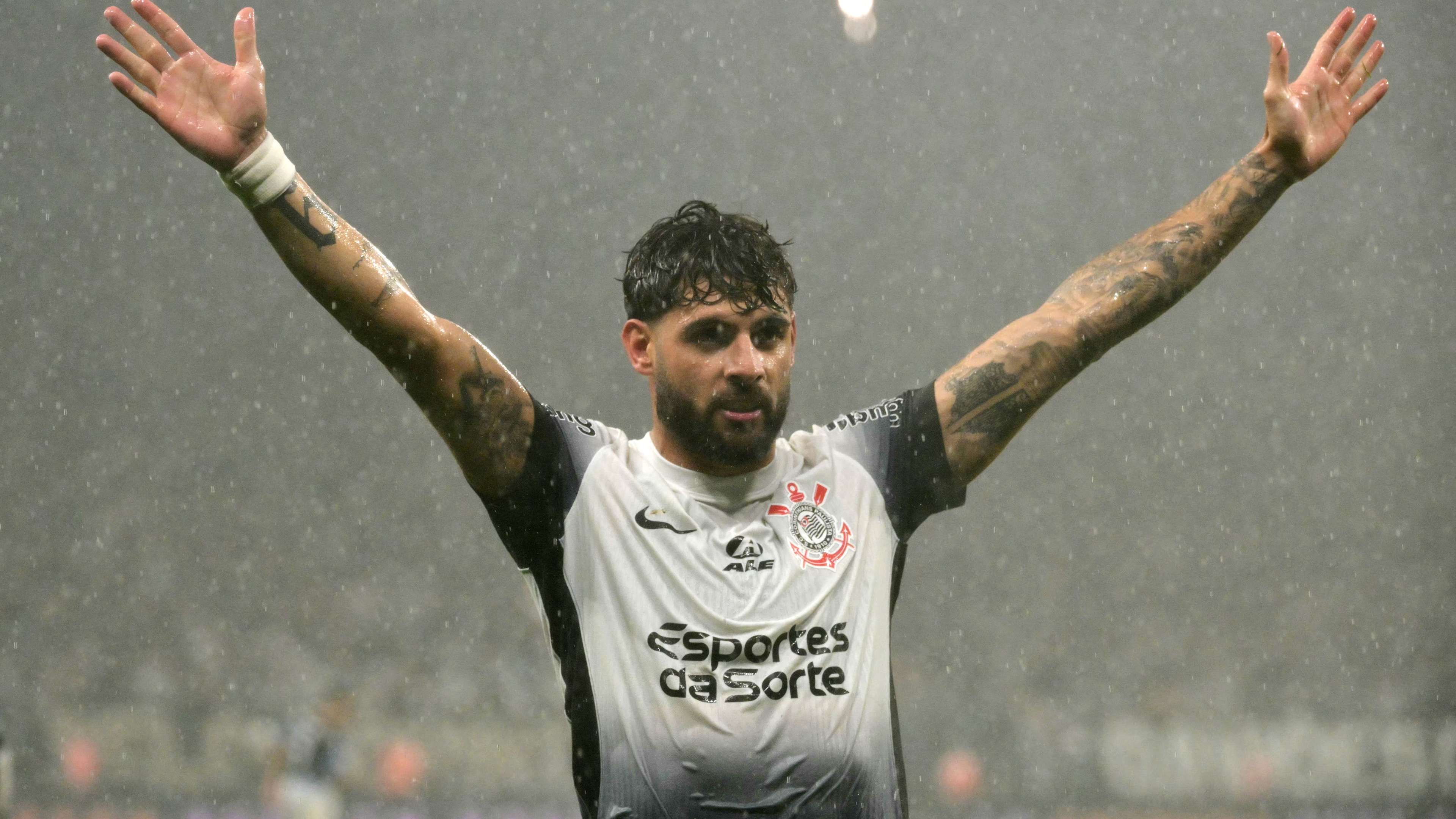 FBL-SUDAMERICANA-CORINTHIANS-RACING