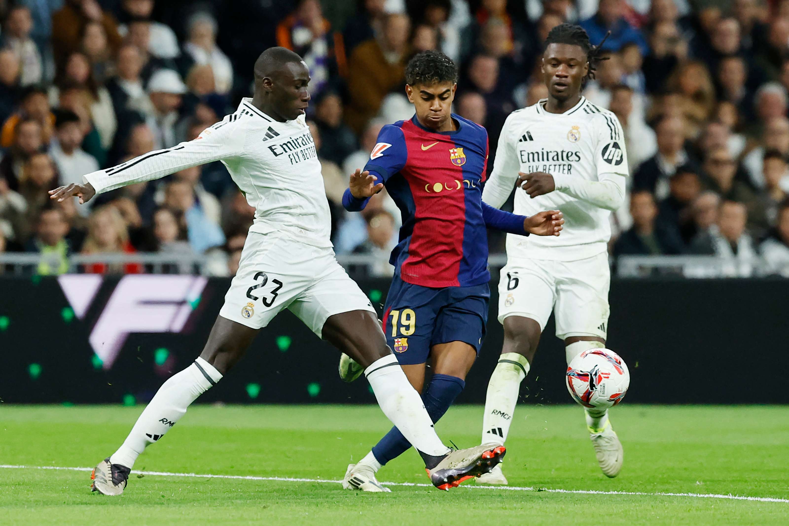 FBL-ESP-LIGA-REAL MADRID-BARCELONA