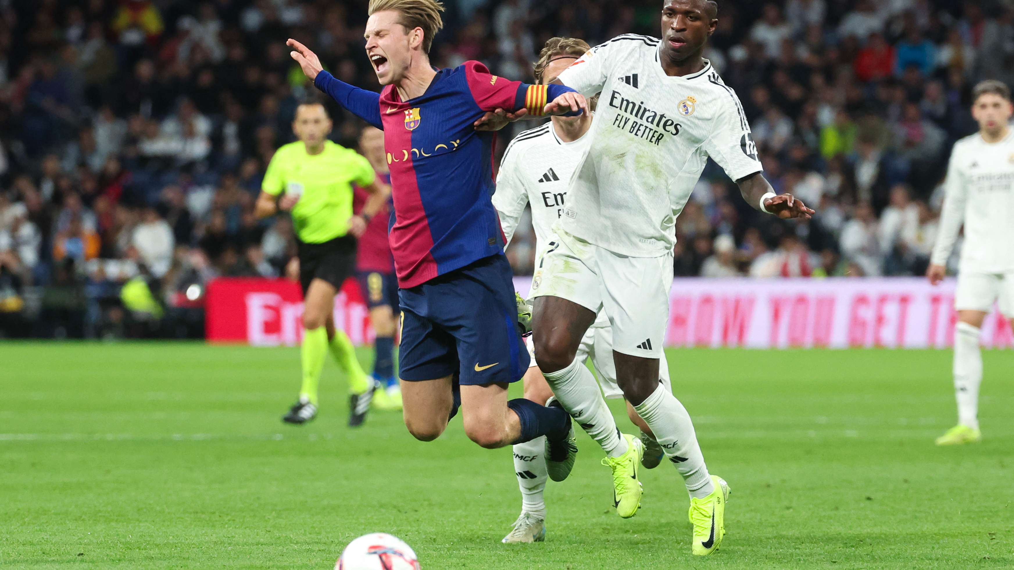 FBL-ESP-LIGA-REAL MADRID-BARCELONA