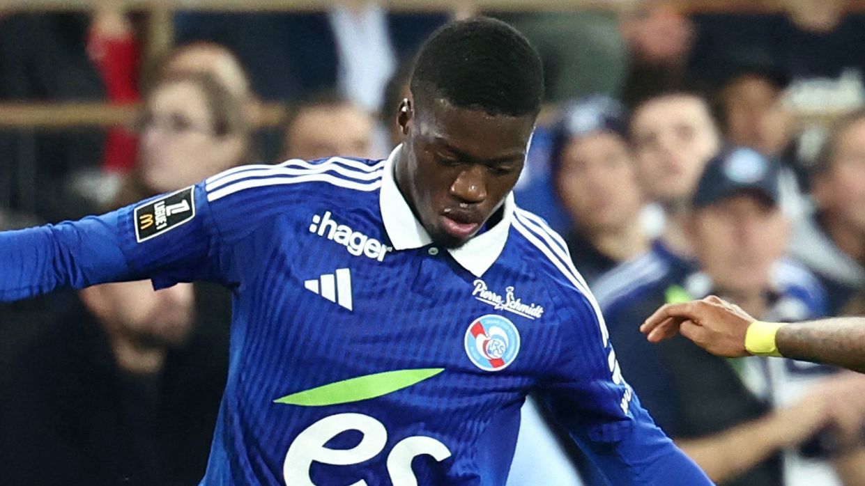 FBL-FRA-LIGUE1-STRASBOURG-NANTES