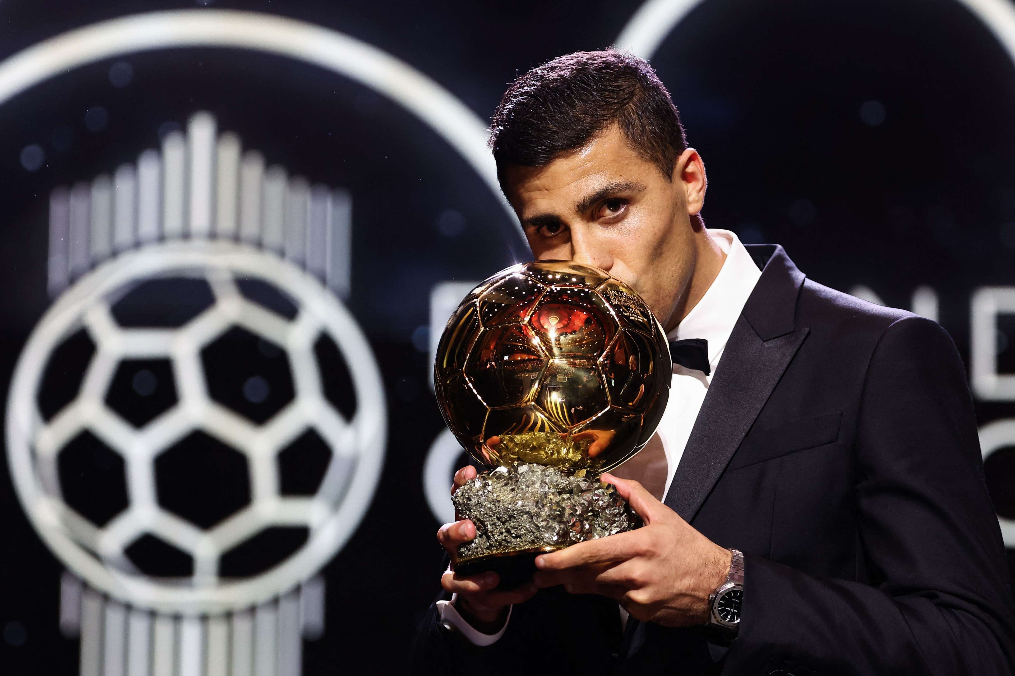 TOPSHOT-FBL-AWARD-BALLON D'OR-2024
