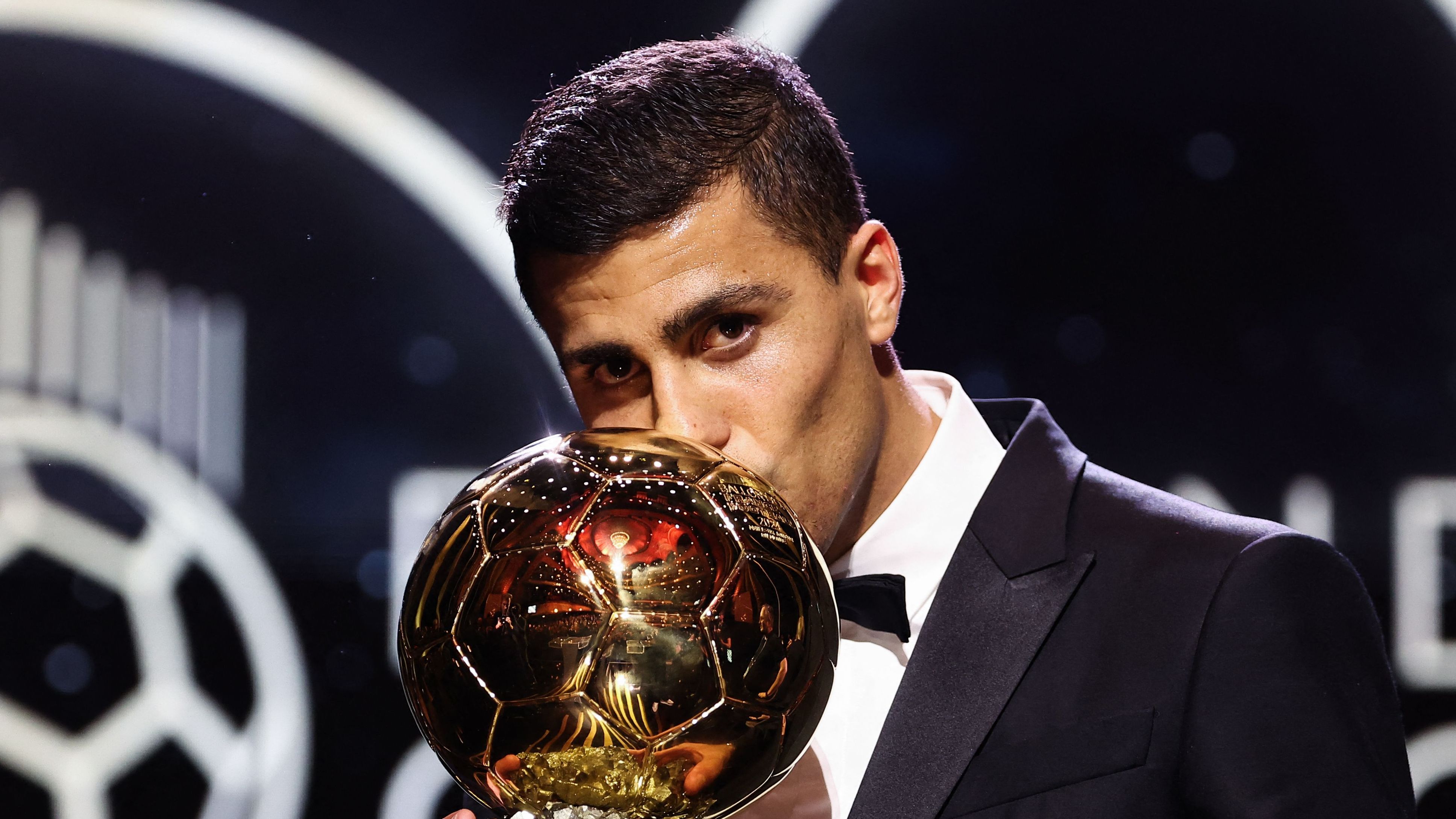 TOPSHOT-FBL-AWARD-BALLON D'OR-2024