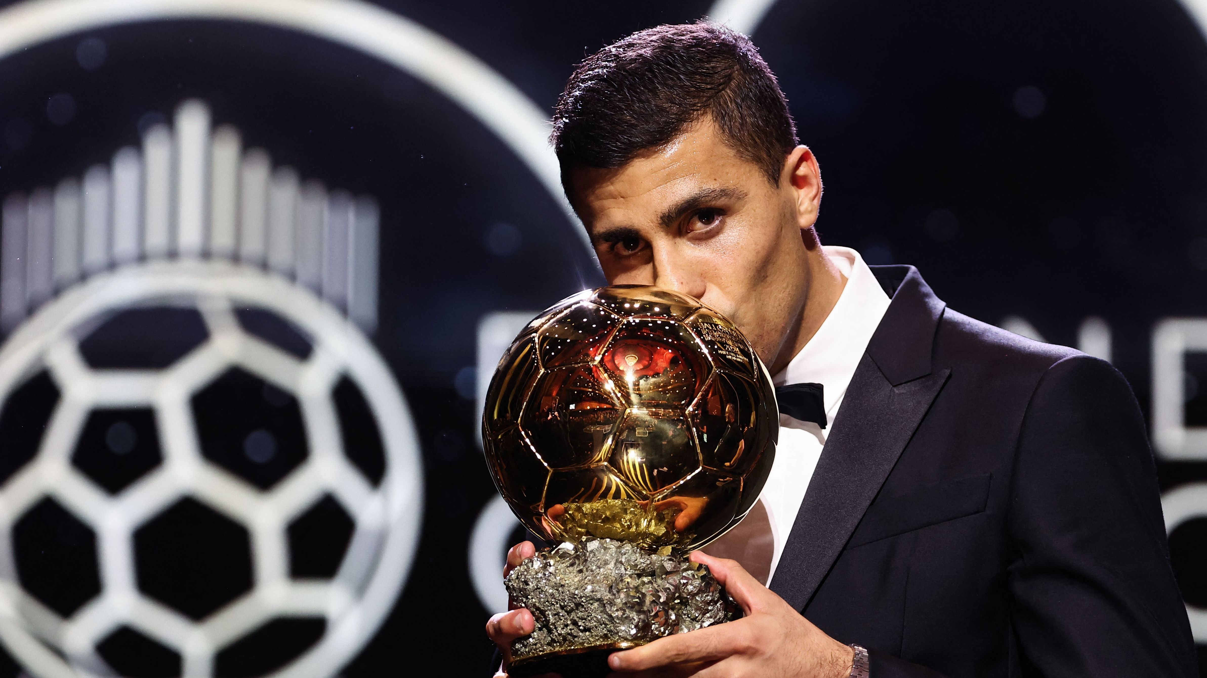 TOPSHOT-FBL-AWARD-BALLON D'OR-2024