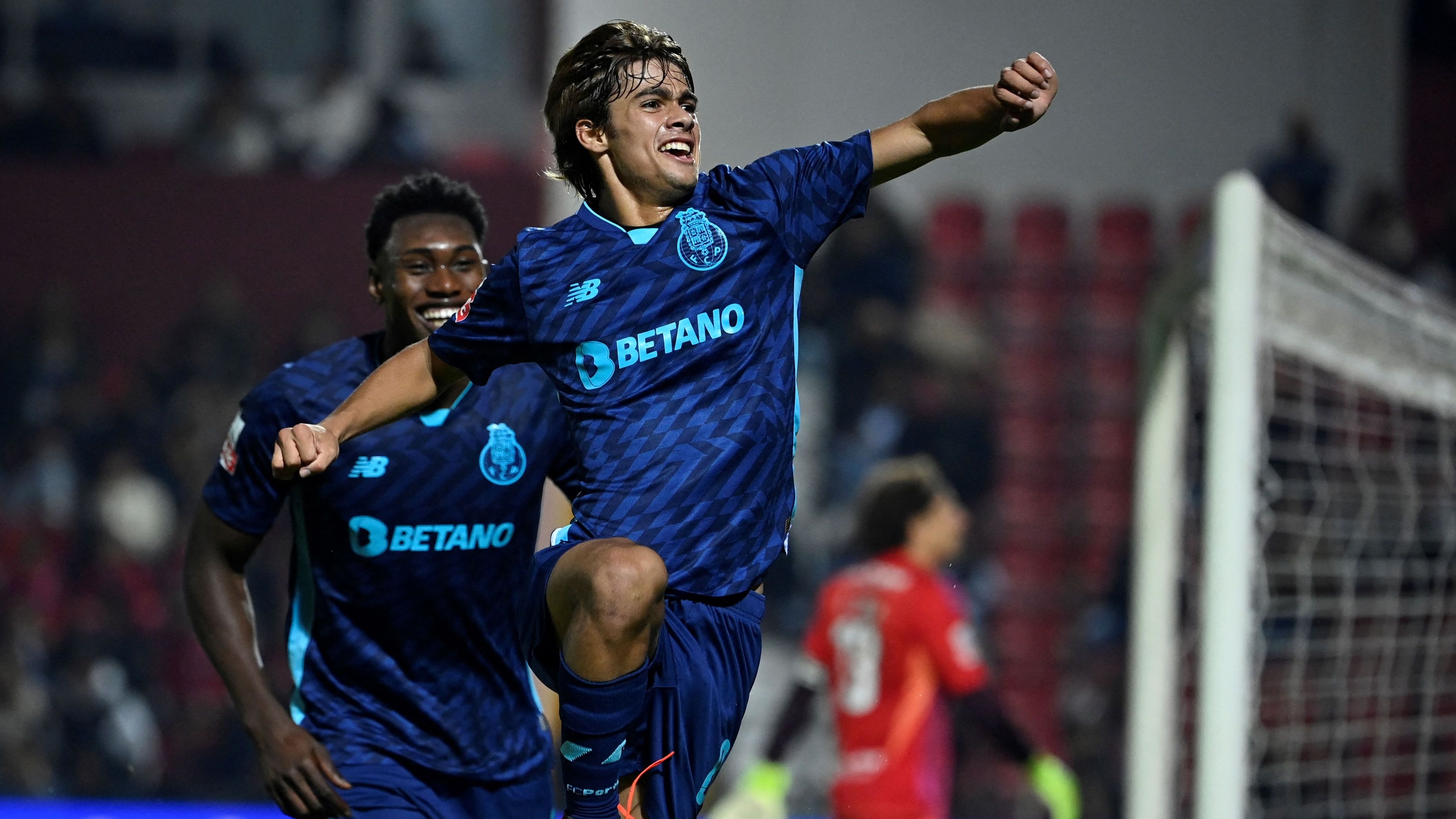 FBL-POR-LIGA-AVS-PORTO