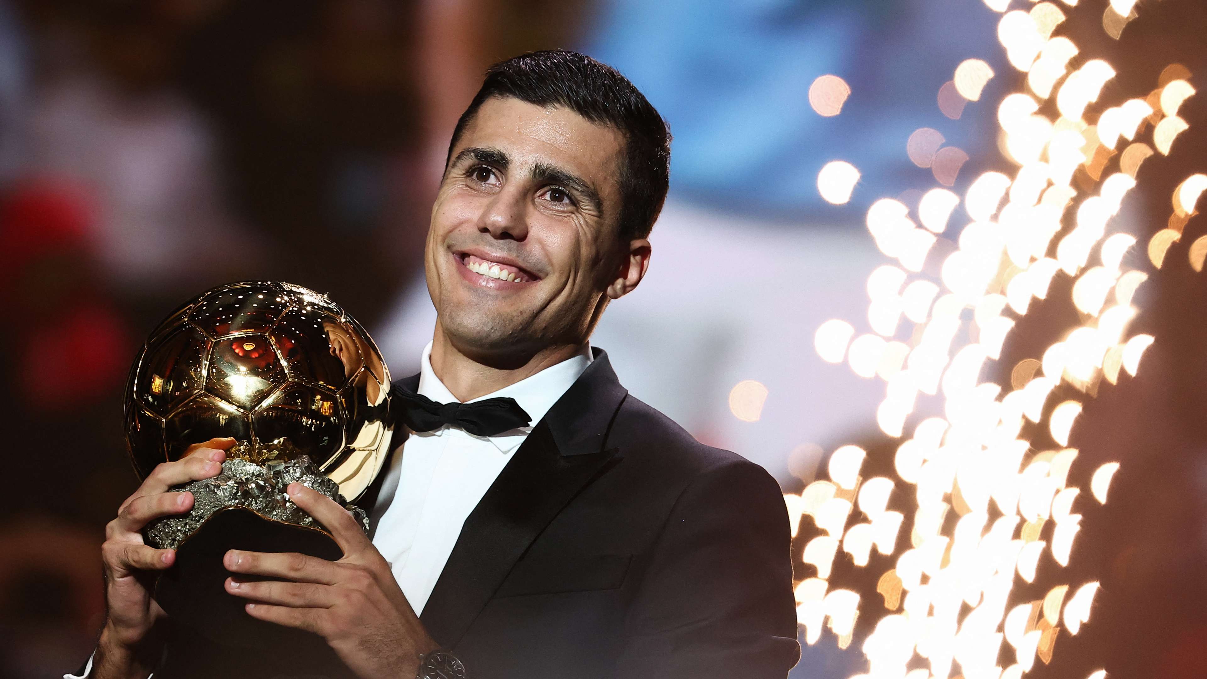 TOPSHOT-FBL-AWARD-BALLON D'OR-2024
