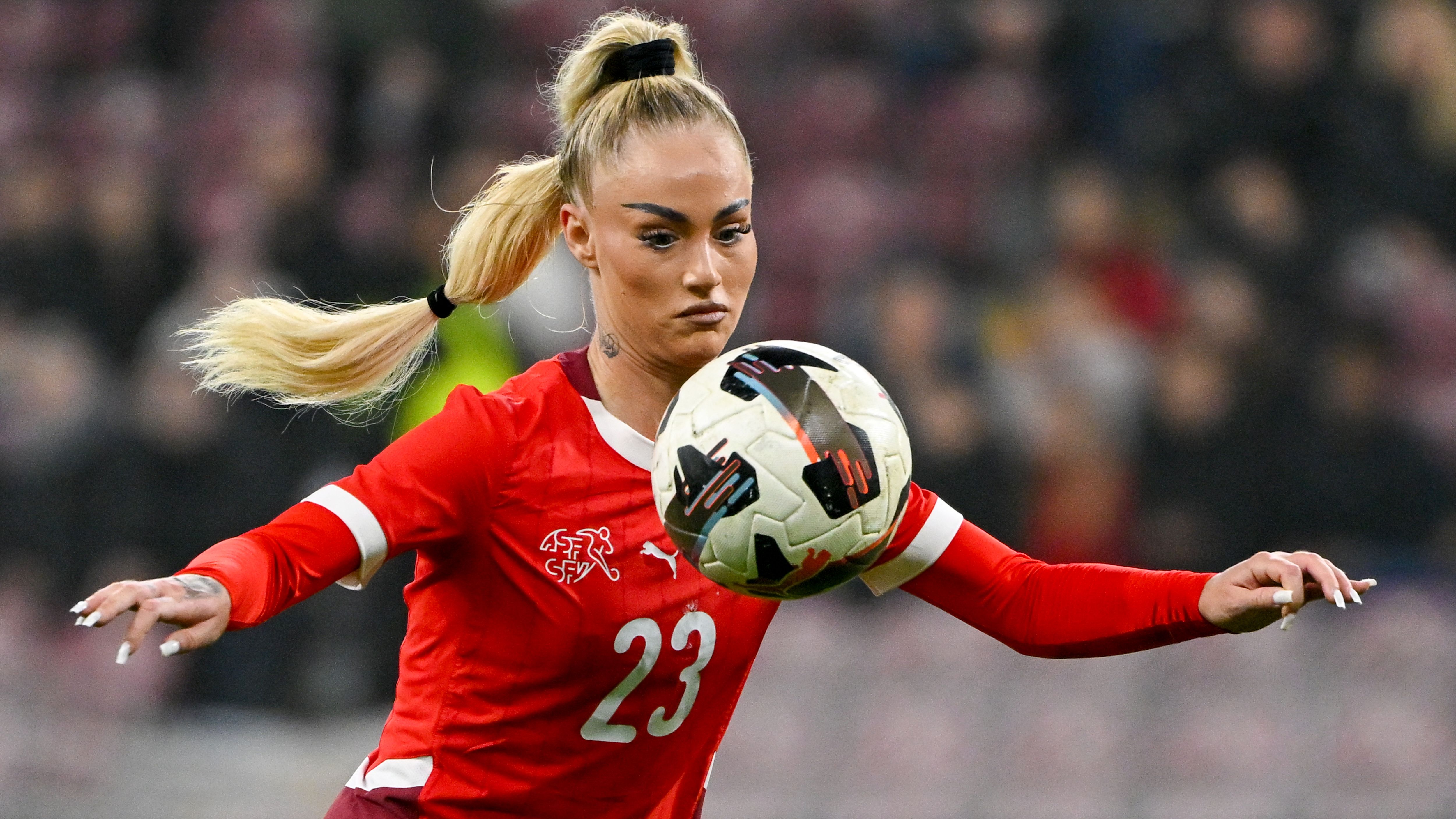 FBL-SUI-FRA-WOMEN-FRIENDLY