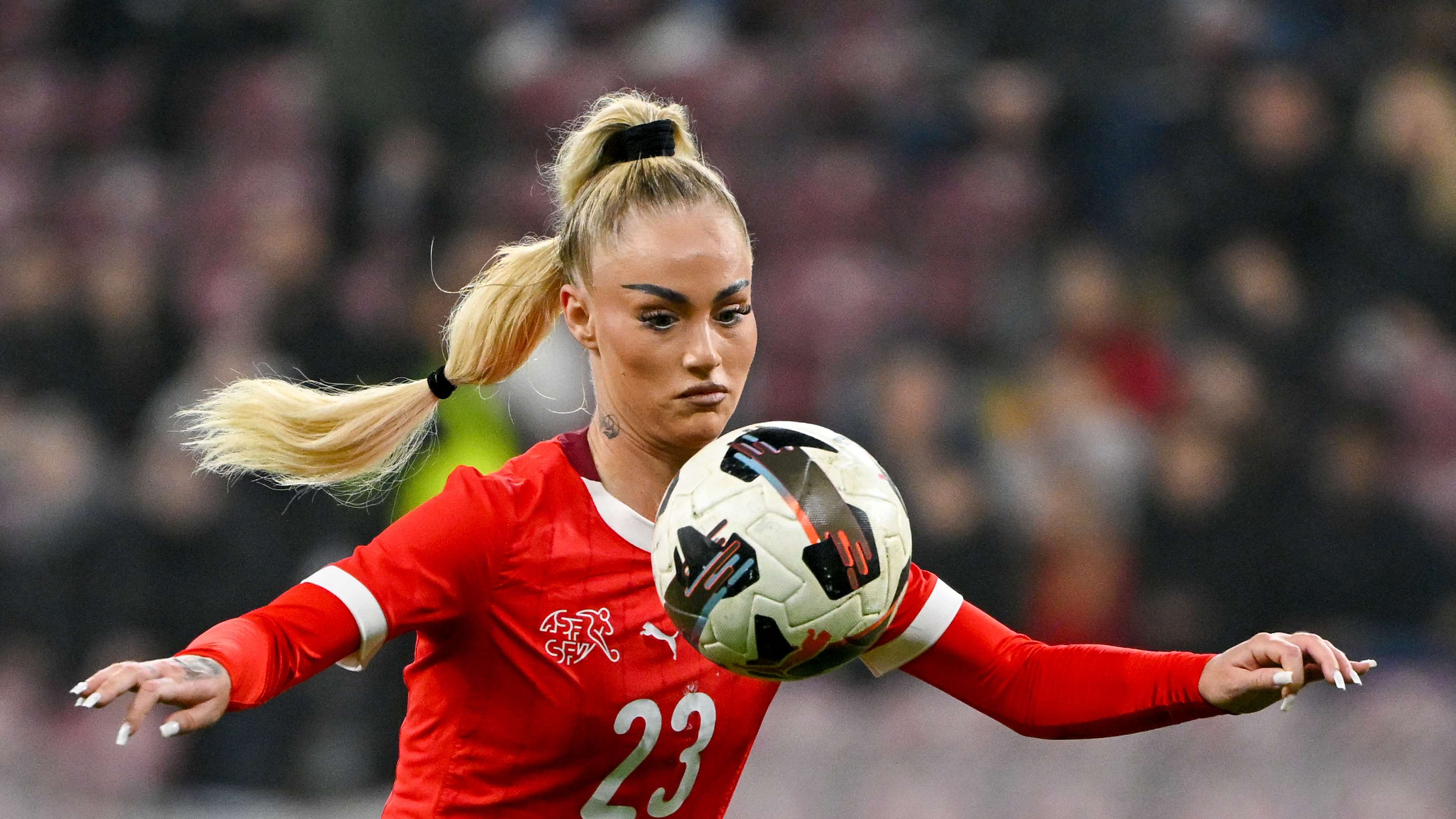 FBL-SUI-FRA-WOMEN-FRIENDLY