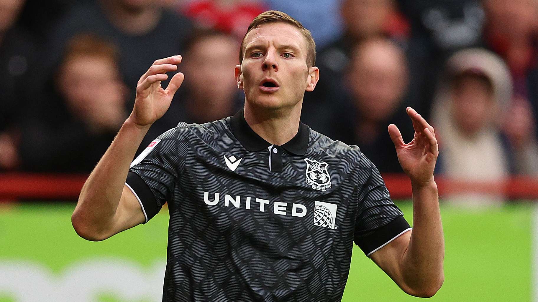 Charlton Athletic FC v Wrexham AFC - Sky Bet League One