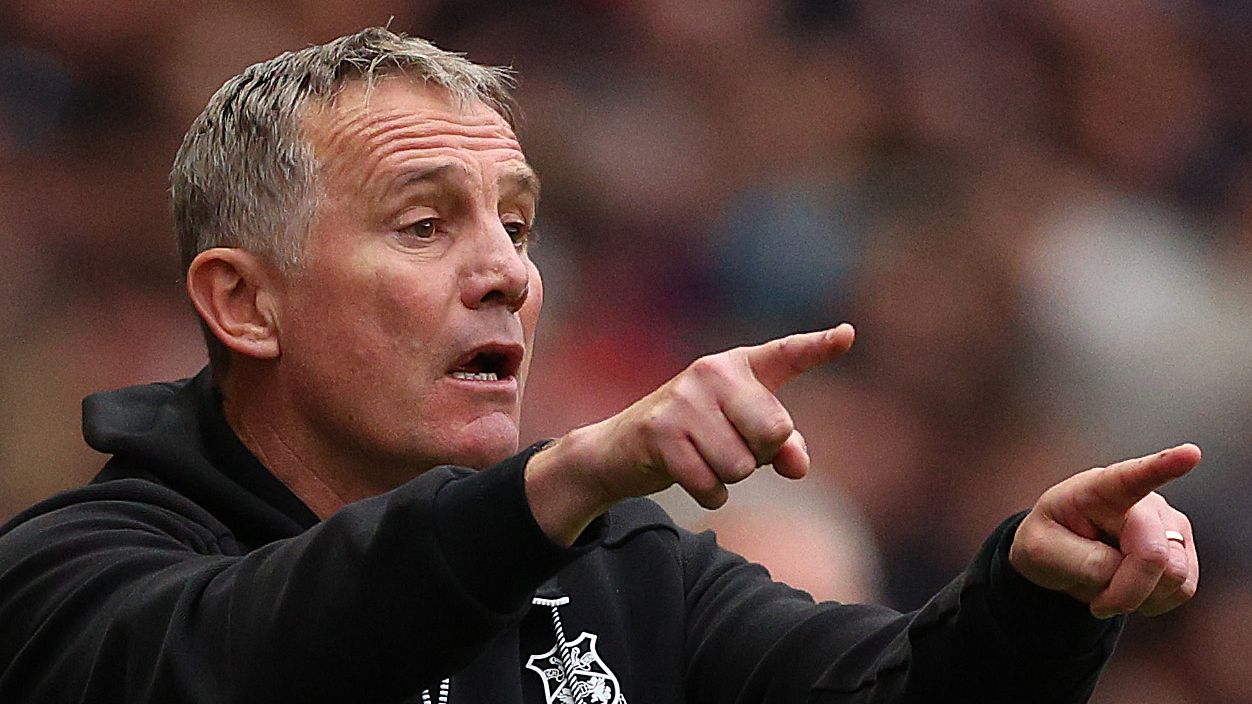 Charlton Athletic FC v Wrexham AFC - Sky Bet League One