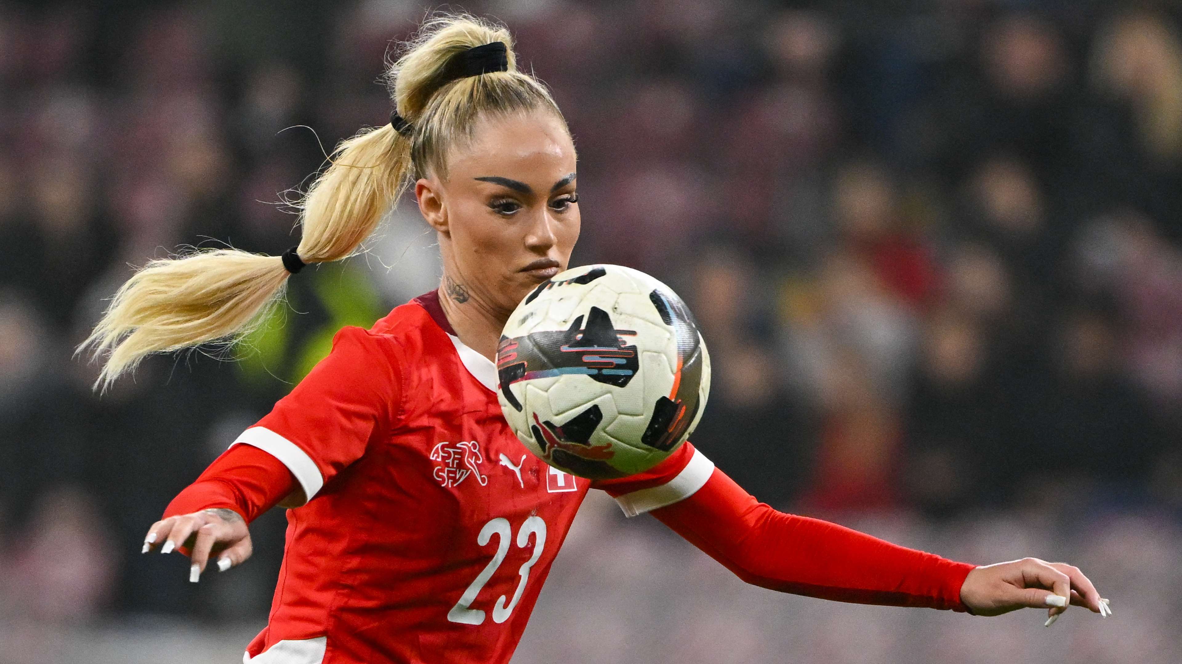 FBL-SUI-FRA-WOMEN-FRIENDLY