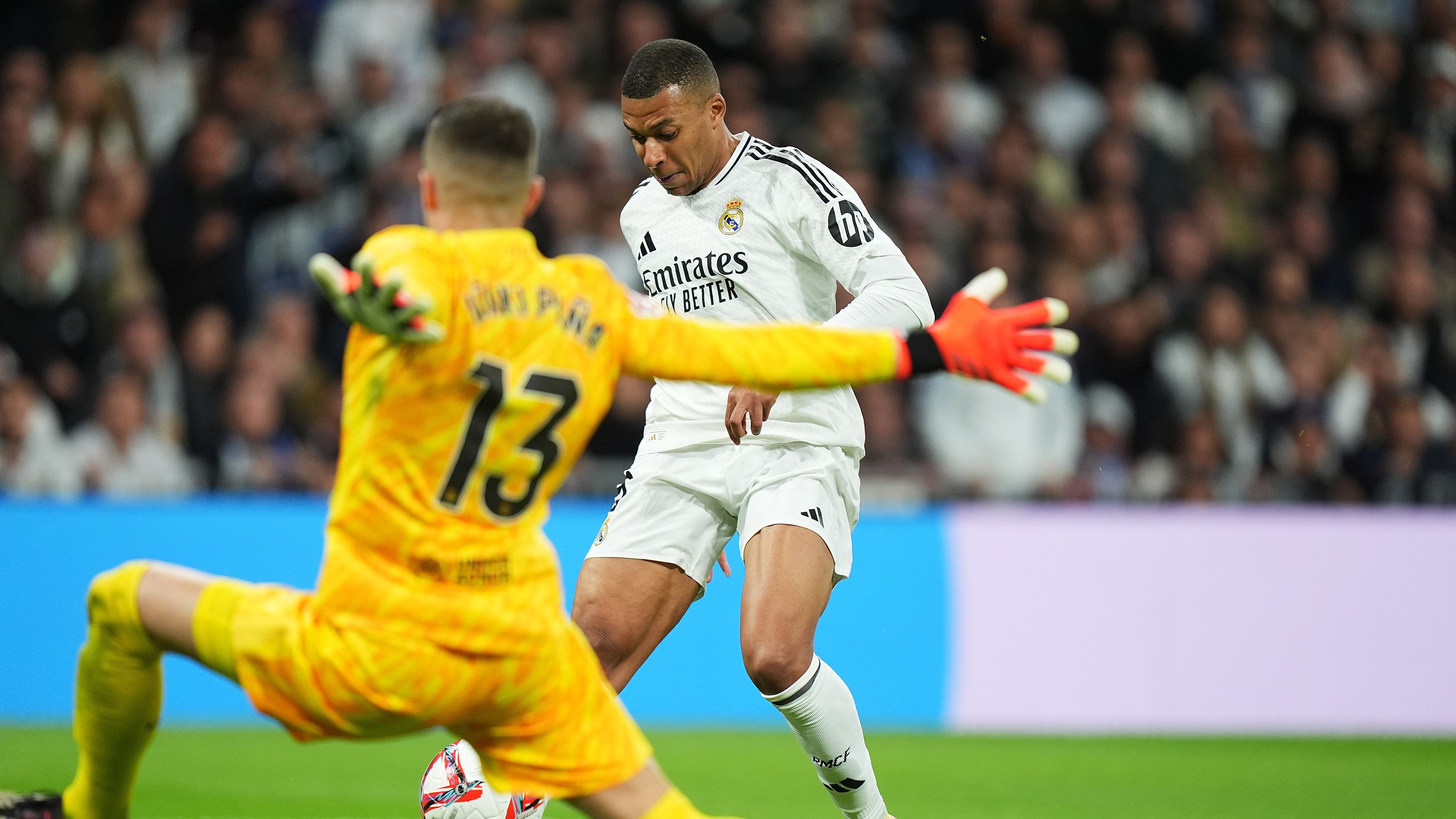 Real Madrid CF v FC Barcelona - La Liga EA Sports