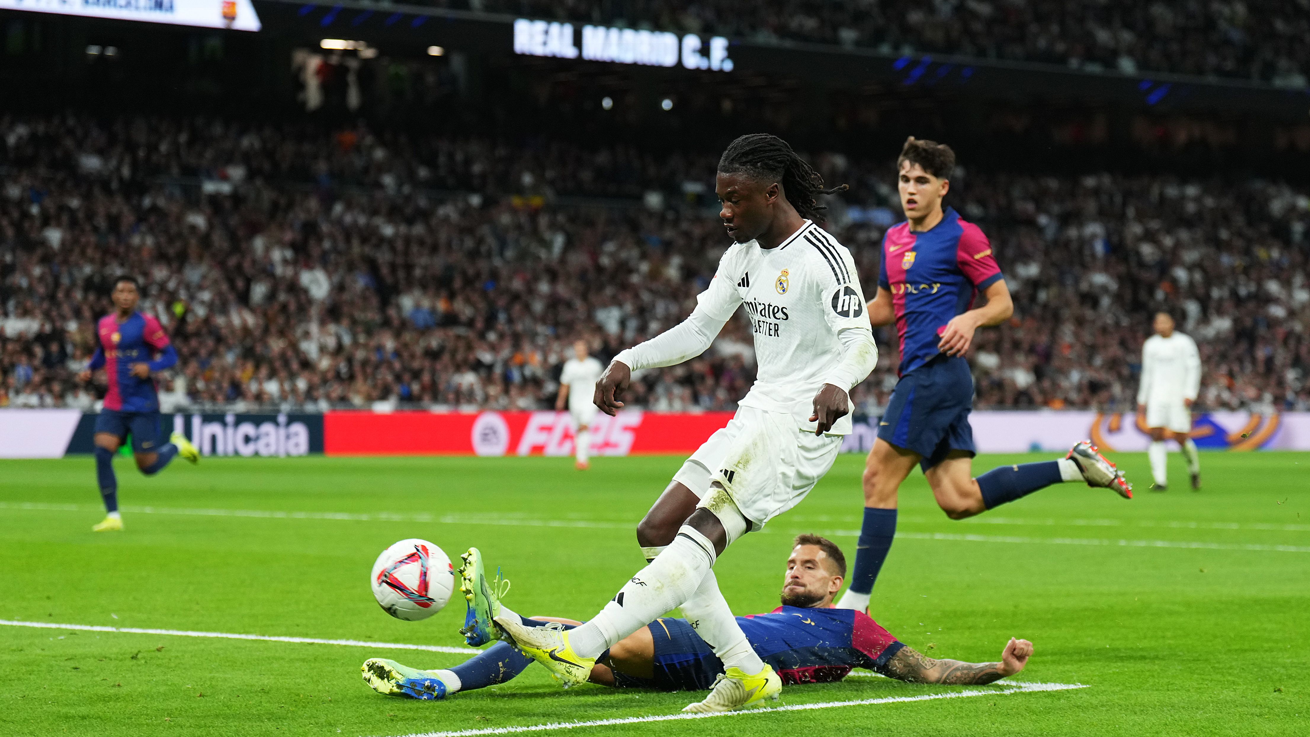 Real Madrid CF v FC Barcelona - La Liga EA Sports