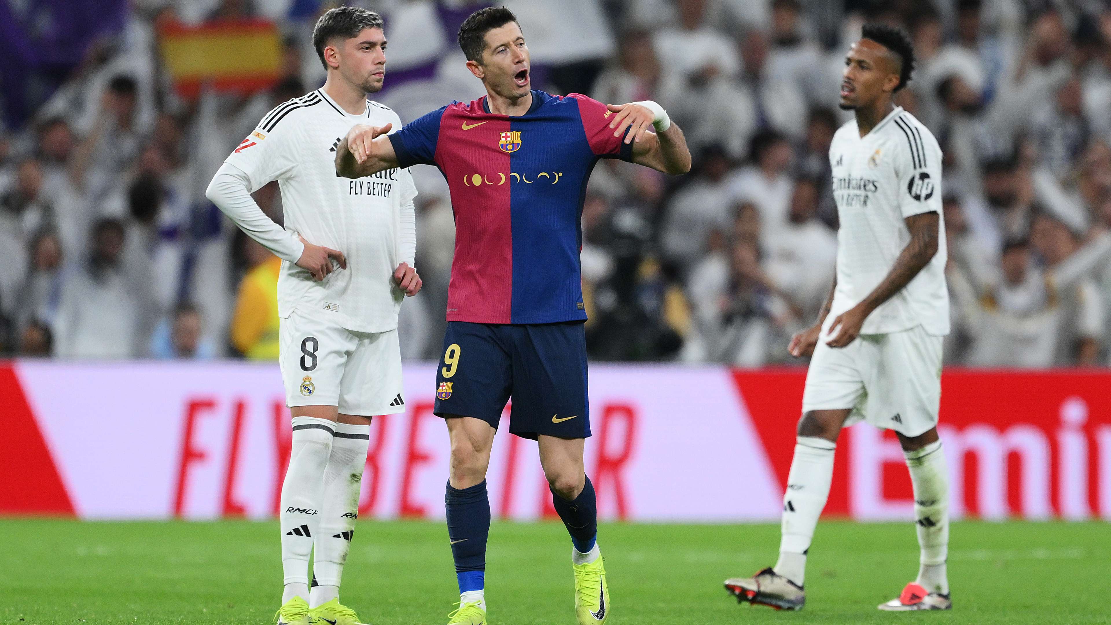 Real Madrid CF v FC Barcelona - La Liga EA Sports