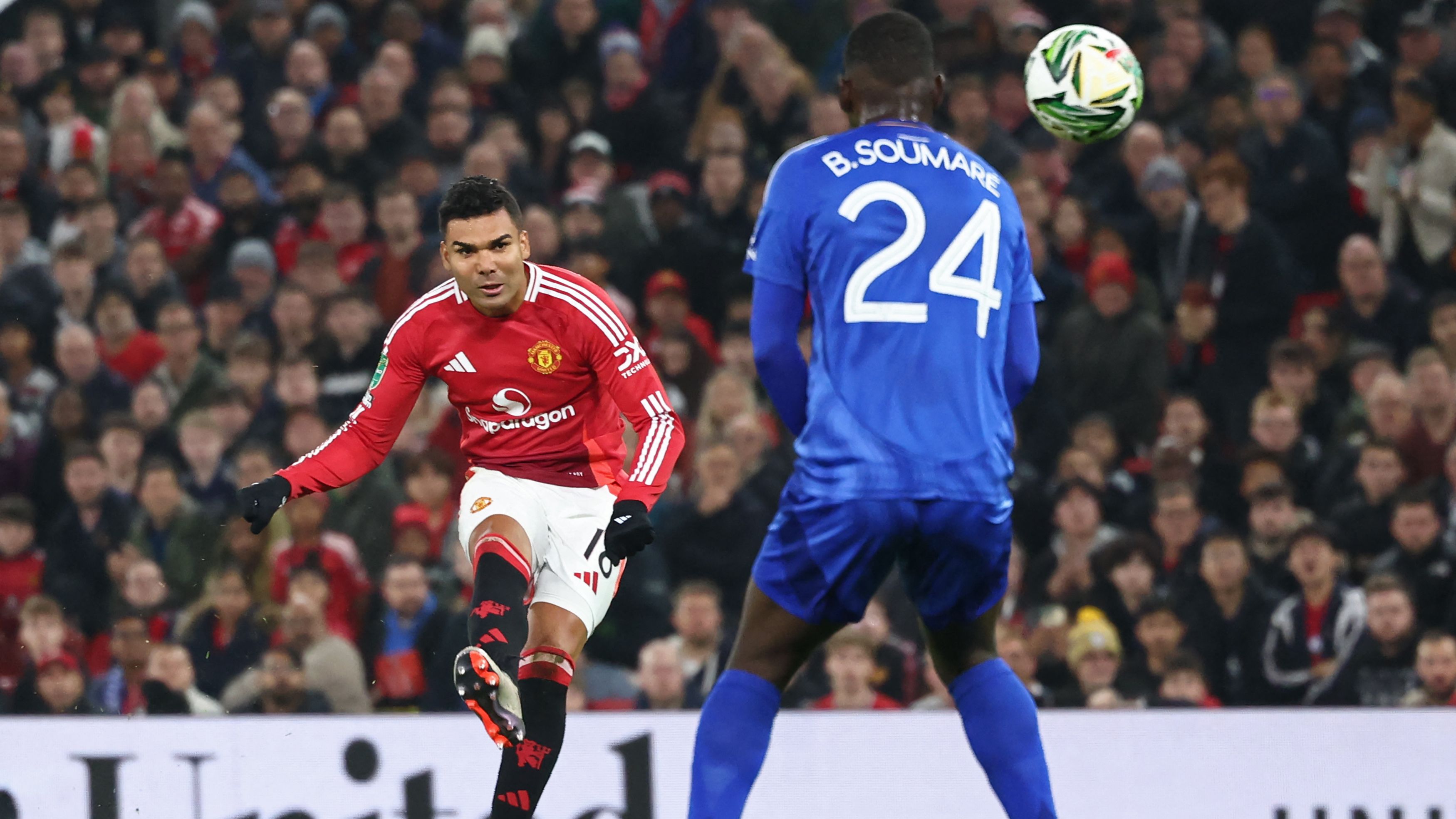 FBL-ENG-LCUP-MAN UTD-LEICESTER