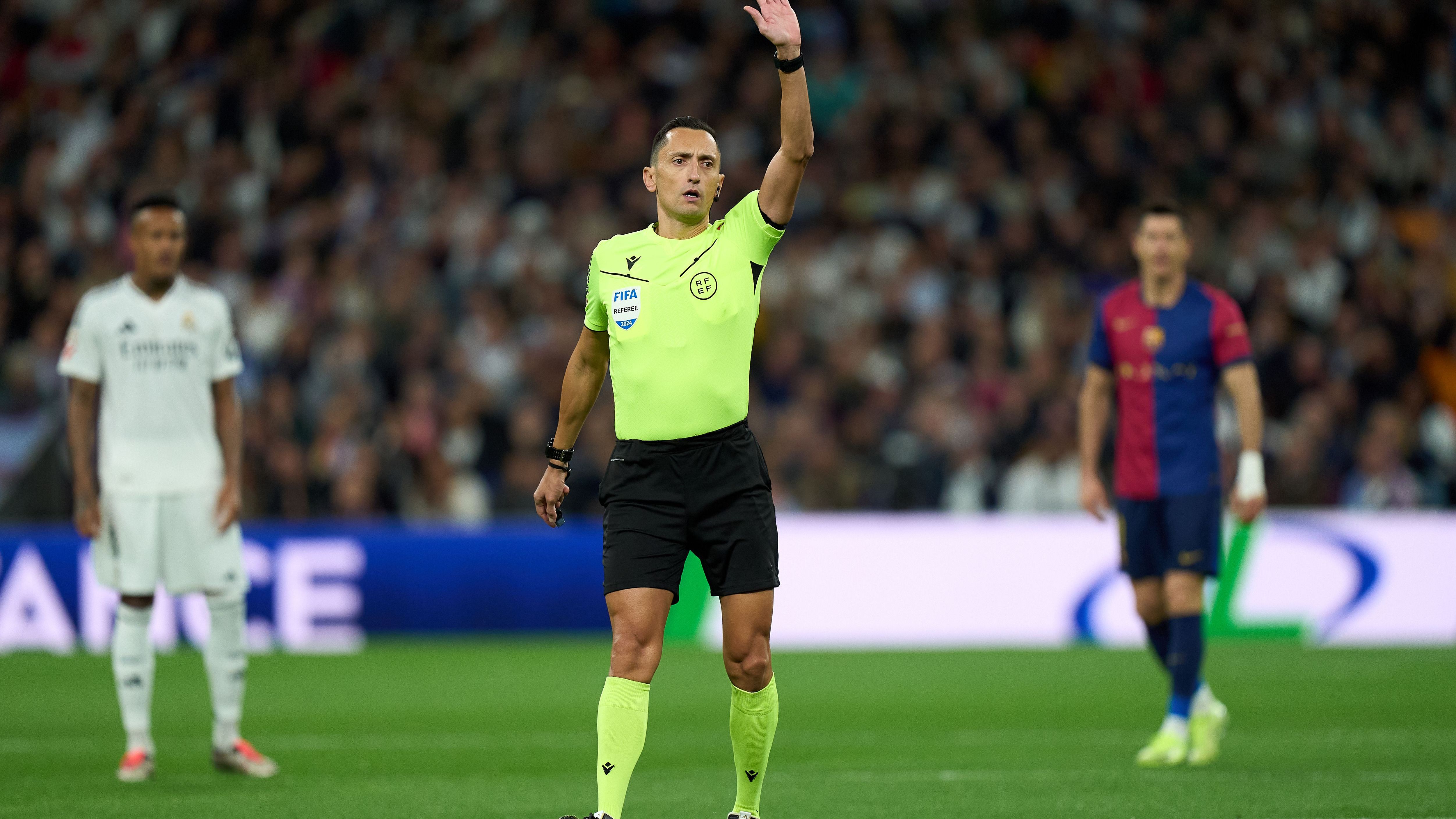 Real Madrid CF v FC Barcelona - La Liga EA Sports