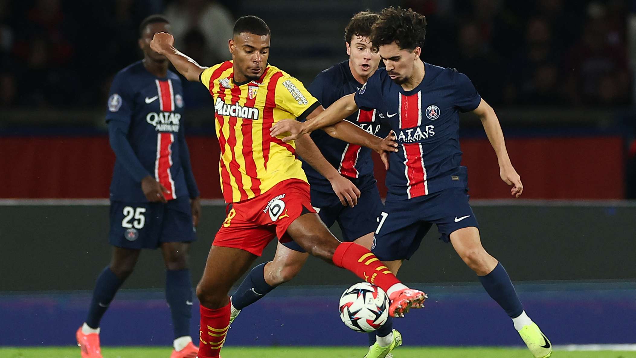 FBL-FRA-LIGUE1-PSG-LENS