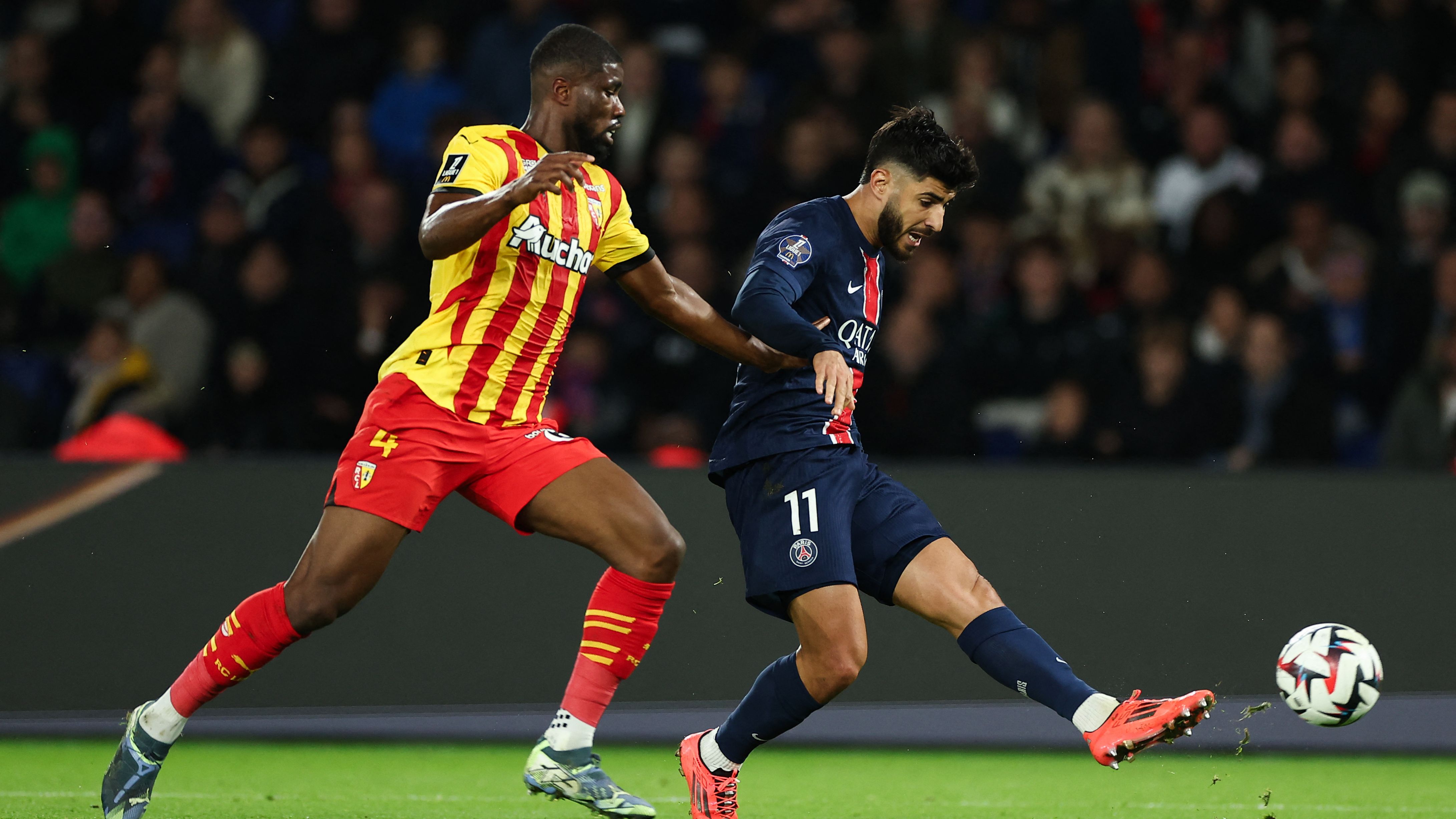 FBL-FRA-LIGUE1-PSG-LENS