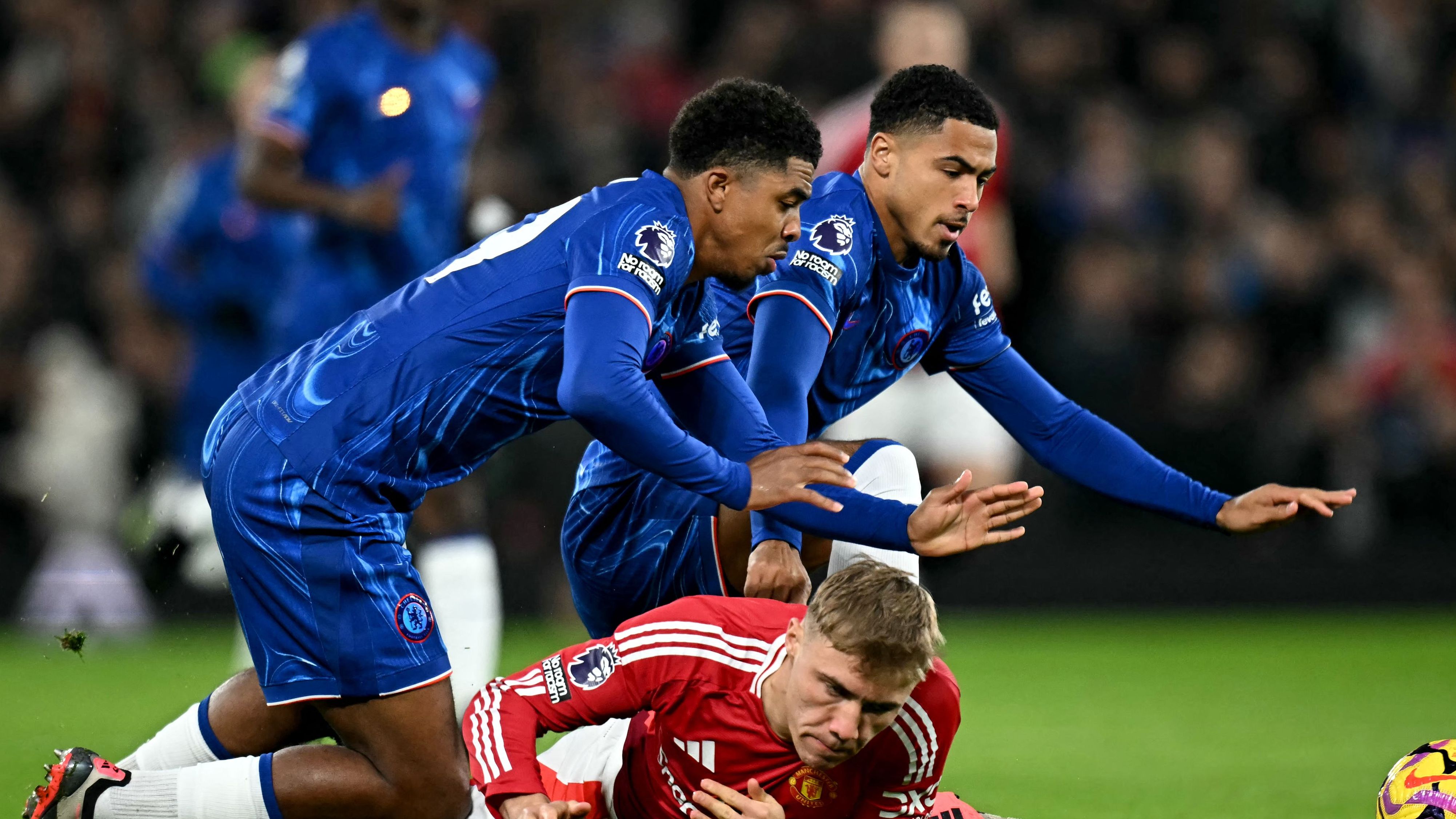 FBL-ENG-PR-MAN UTD-CHELSEA