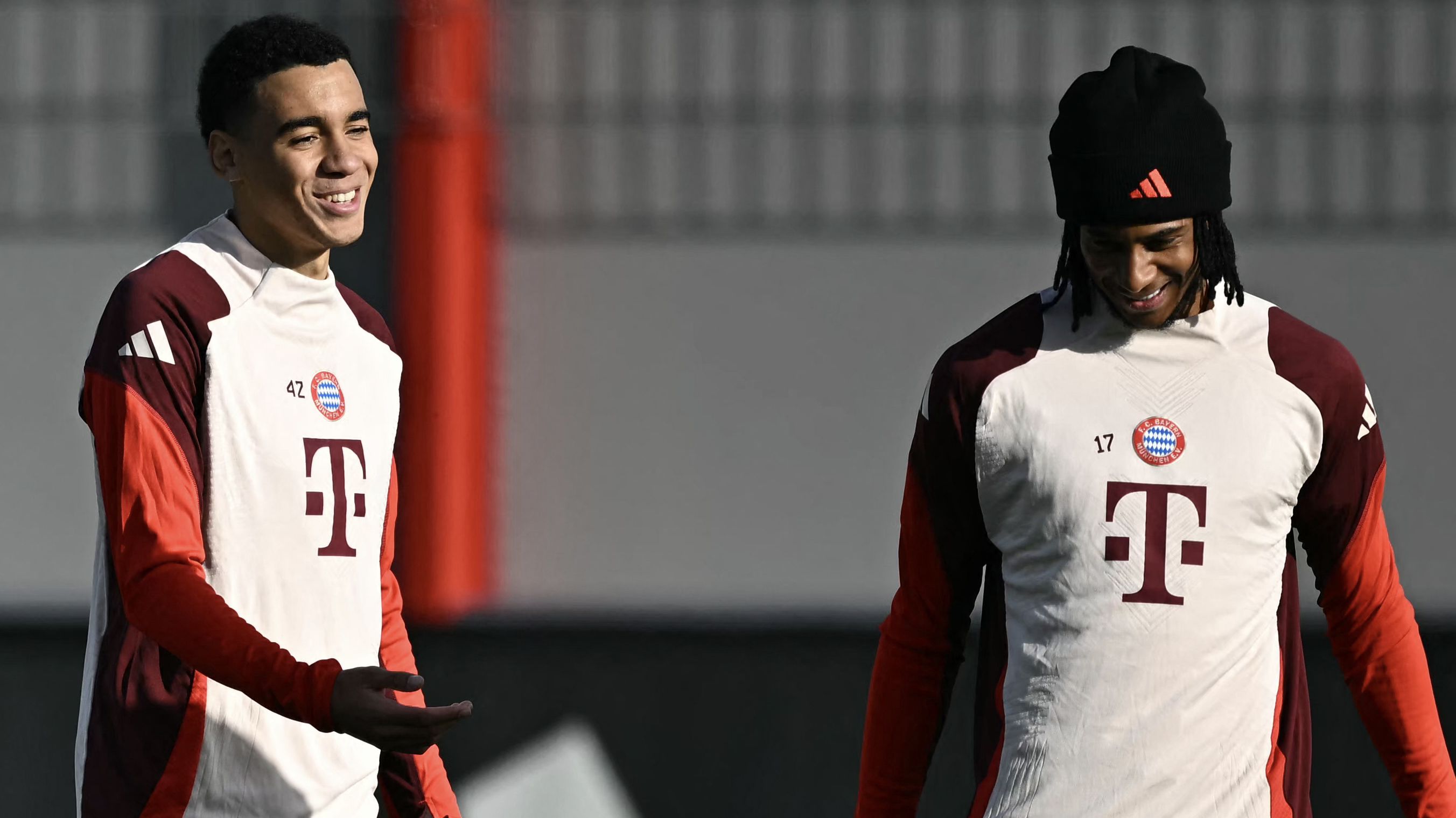 FBL-EUR-C1-BAYERN MUNICH-BENFICA-TRAINING
