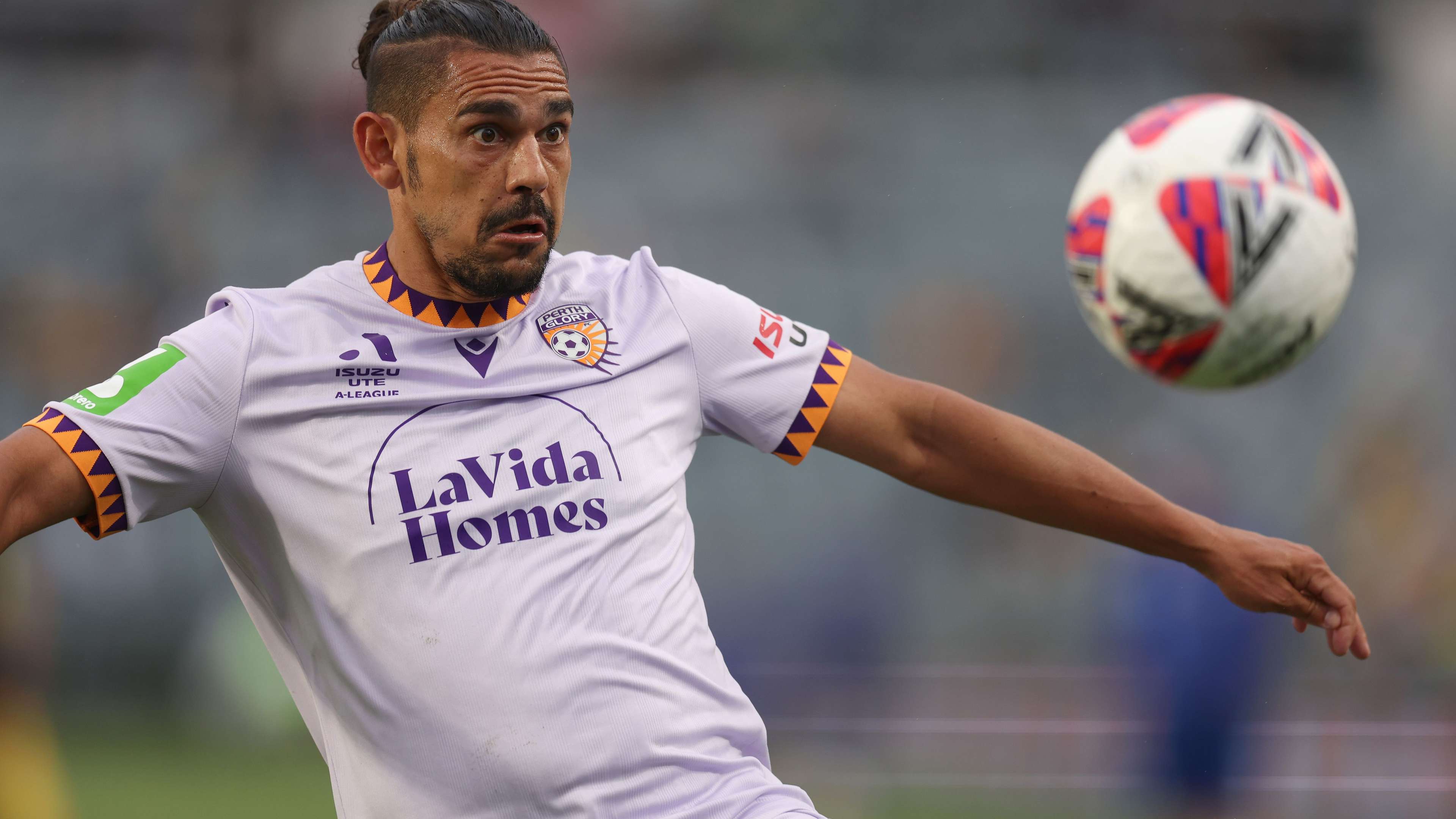 A-League Men Rd 3 - Central Coast Mariners v Perth Glory