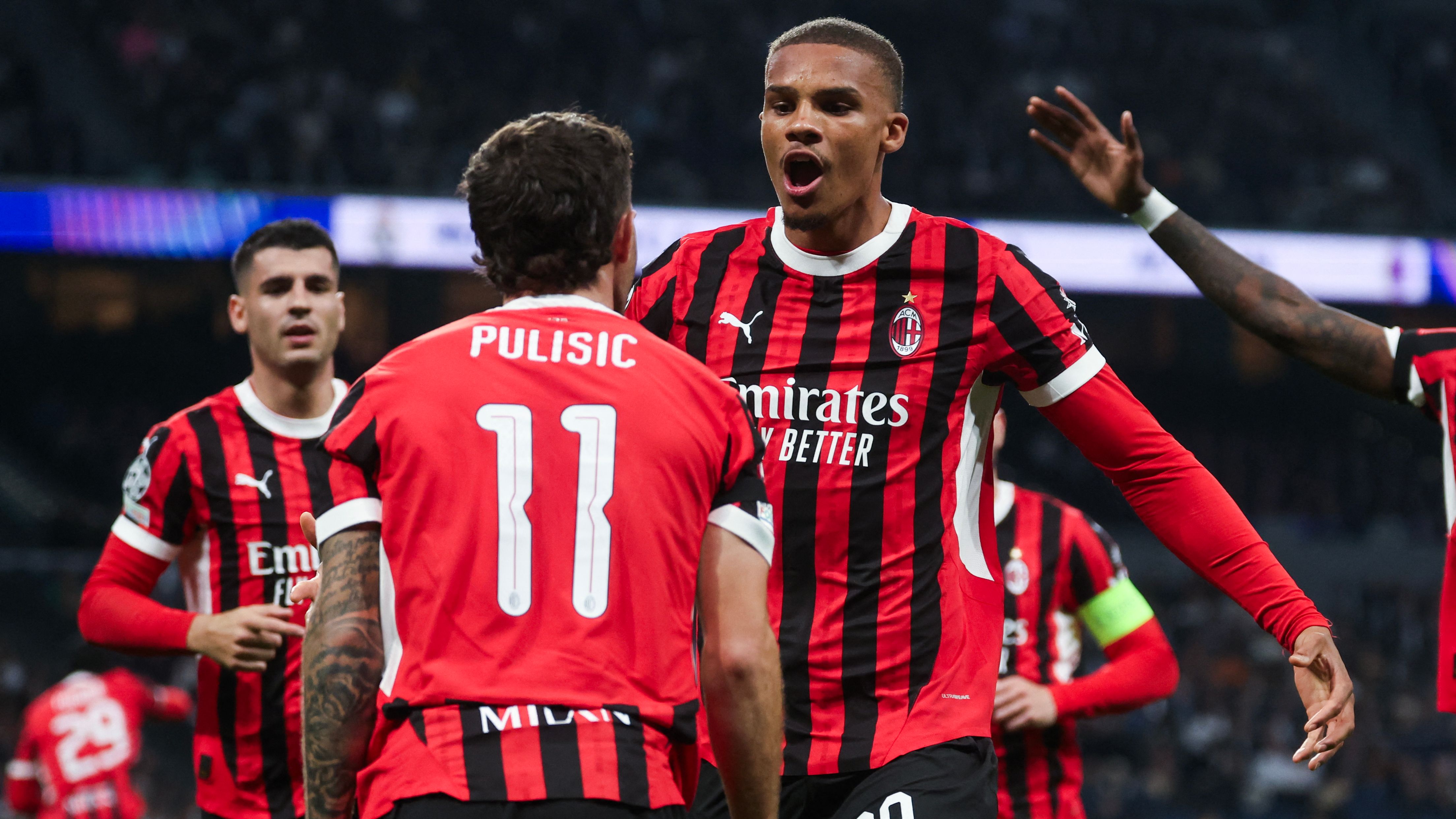 TOPSHOT-FBL-EUR-C1-REAL MADRID-MILAN