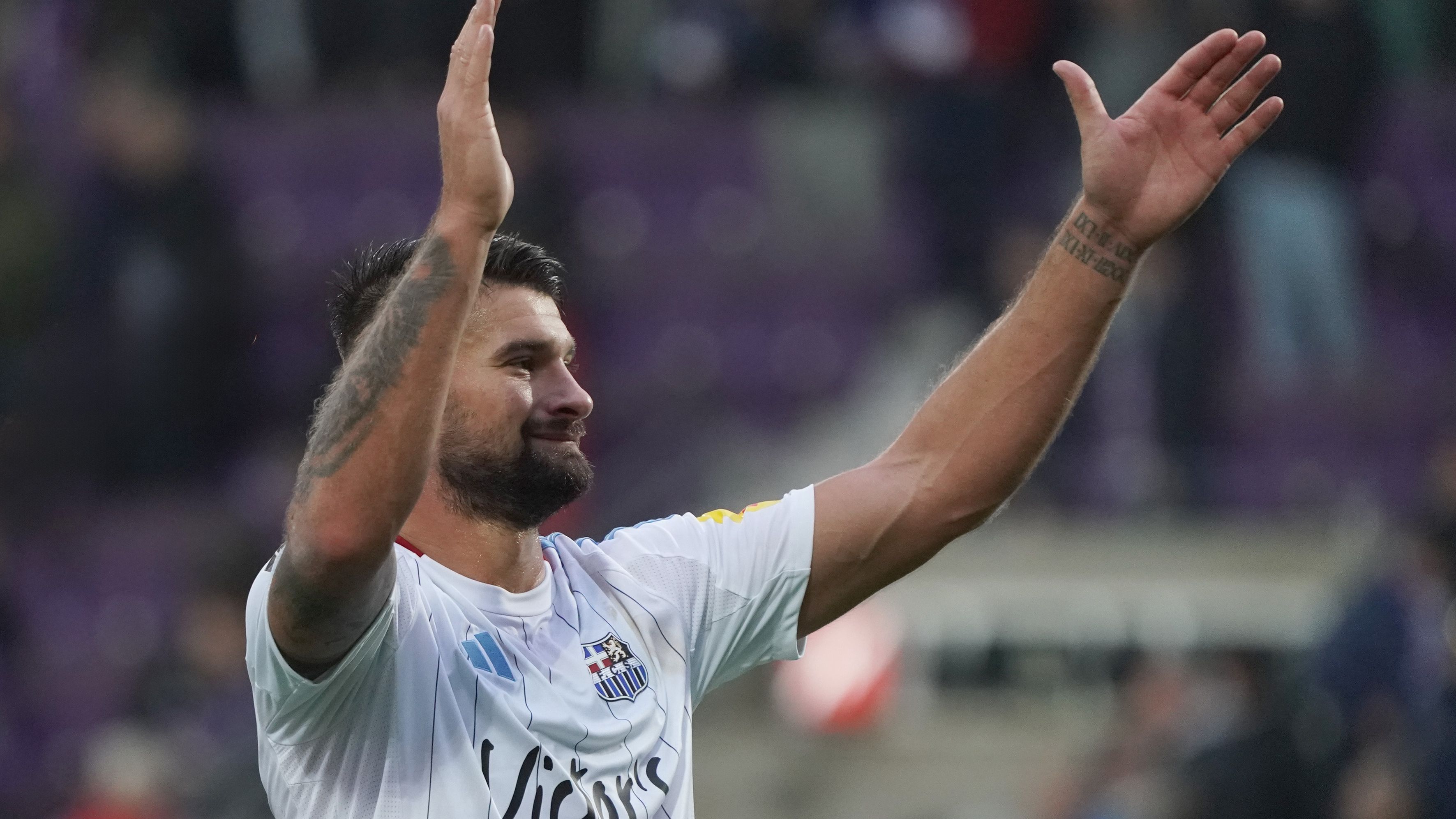 Erzgebirge Aue v 1. FC Saarbrücken - 3. Liga