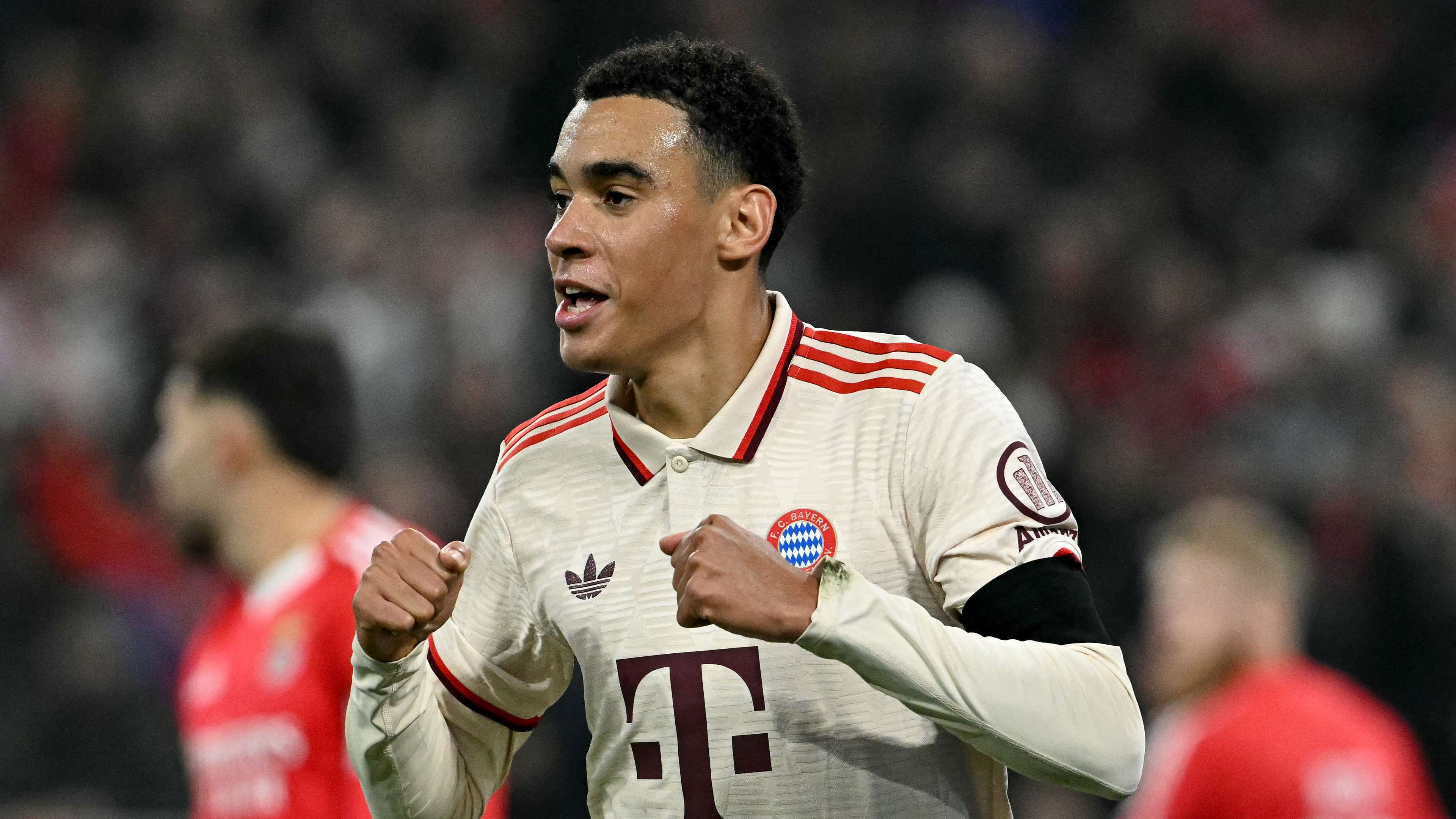 HIGHLIGHTS St. Pauli 0-1 Bayern Munich, Musiala ghi bàn duy nhất