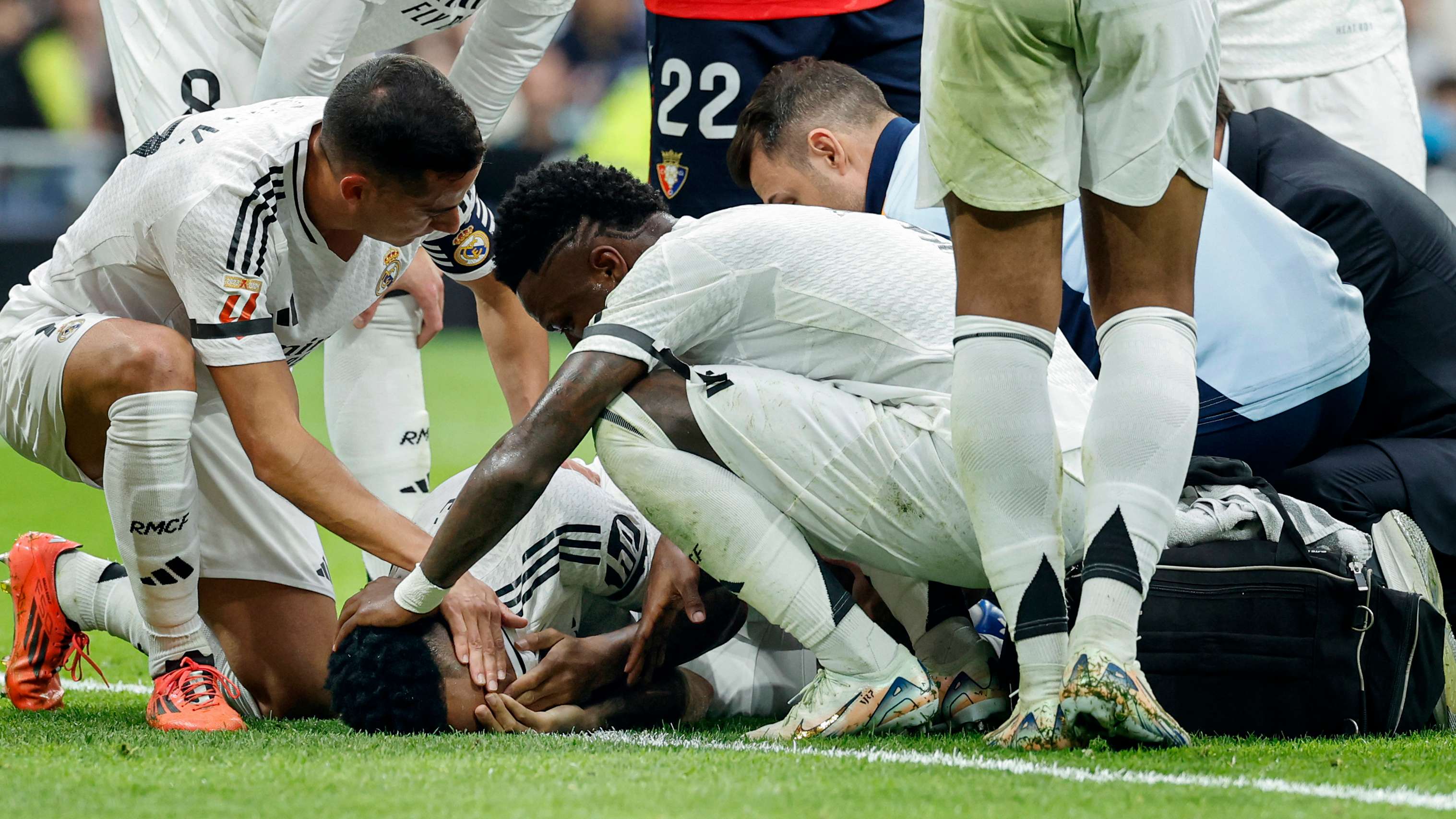 Militao suffers season-ending injury!