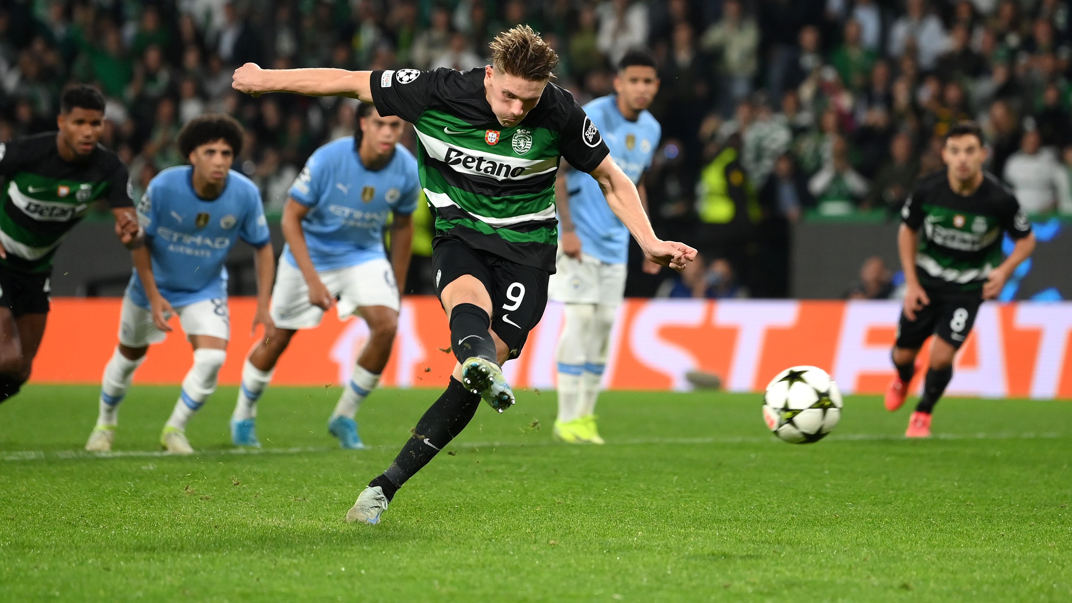 Sporting Clube de Portugal v Manchester City - UEFA Champions League 2024/25 League Phase MD4