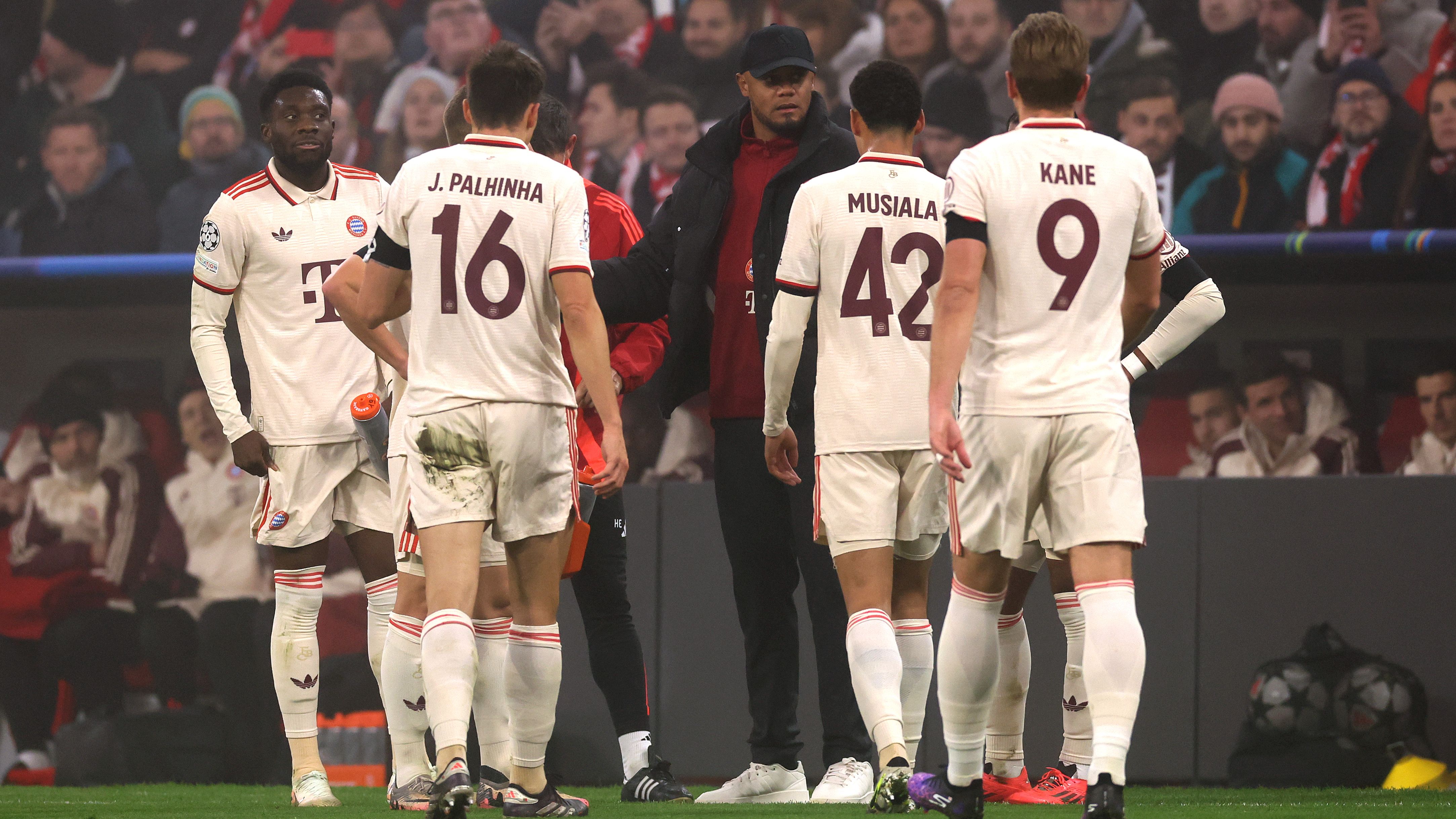 FC Bayern München v SL Benfica - UEFA Champions League 2024/25 League Phase MD4