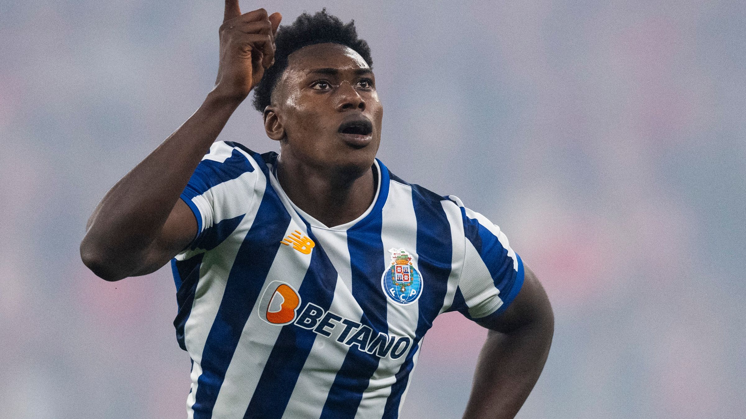 FBL-POR-LIGA-BENFICA-PORTO