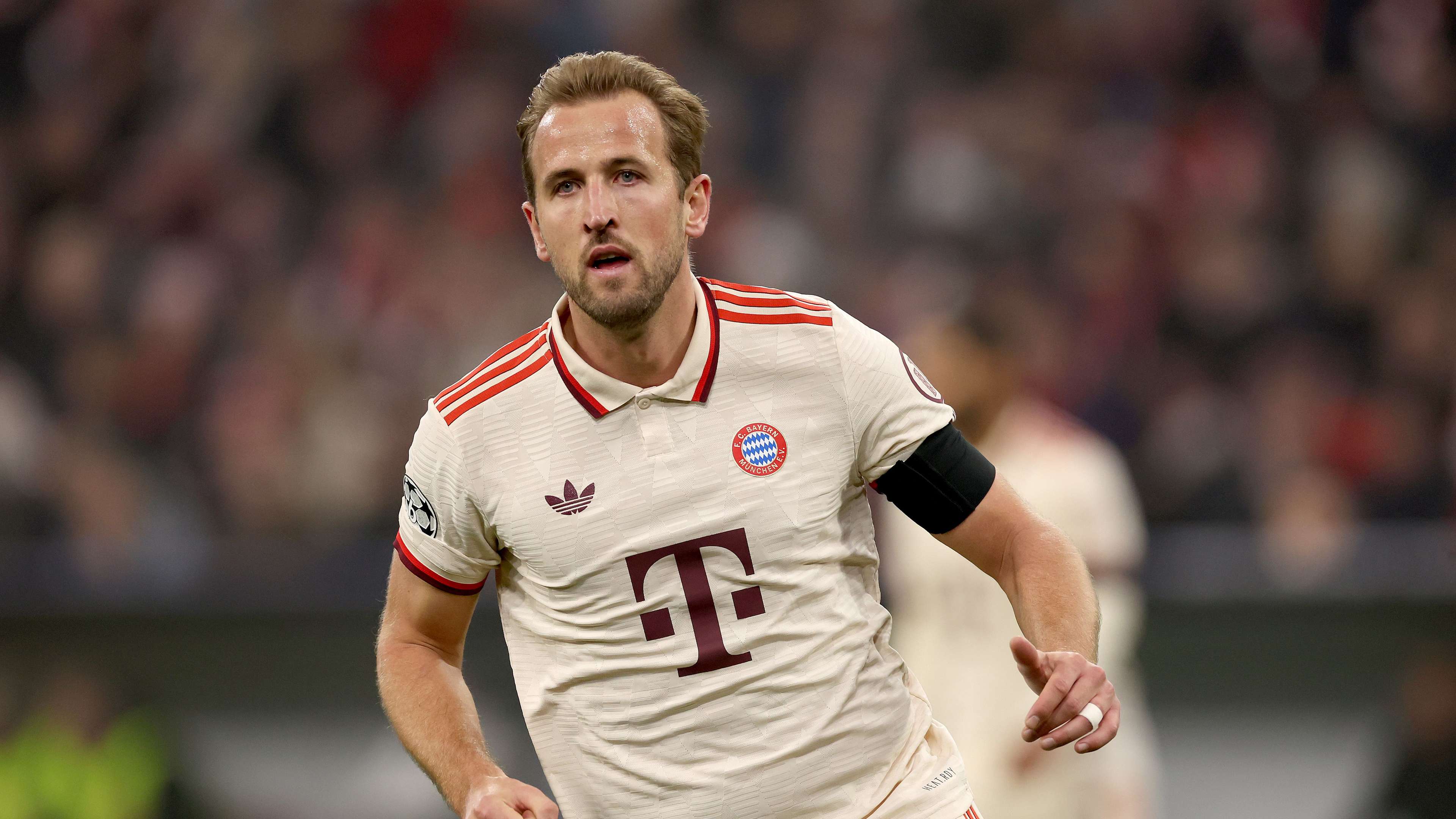 FC Bayern München v SL Benfica - UEFA Champions League 2024/25 League Phase MD4