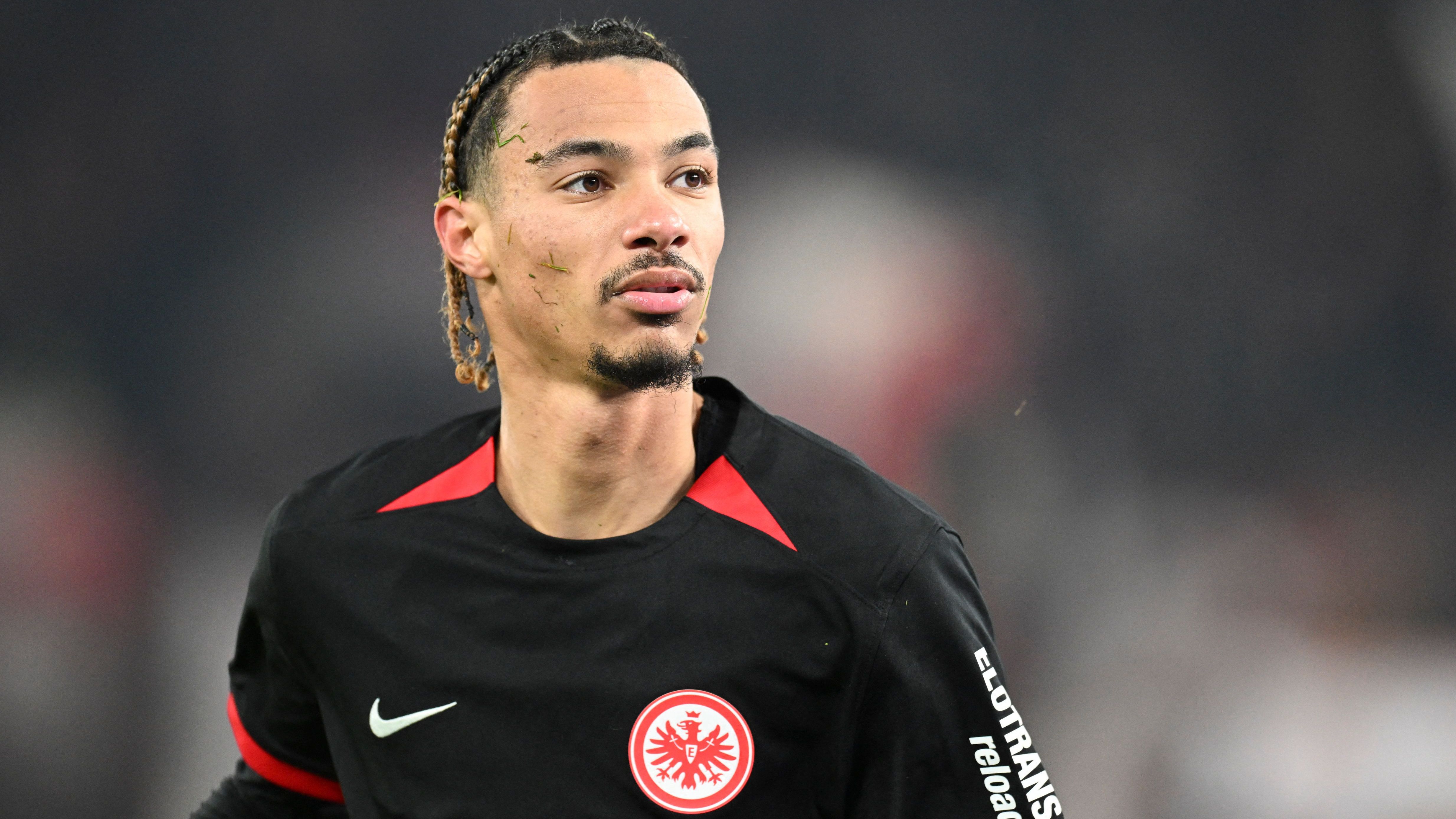 FBL-GER-BUNDESLIGA-STUTTGART-FRANKFURT