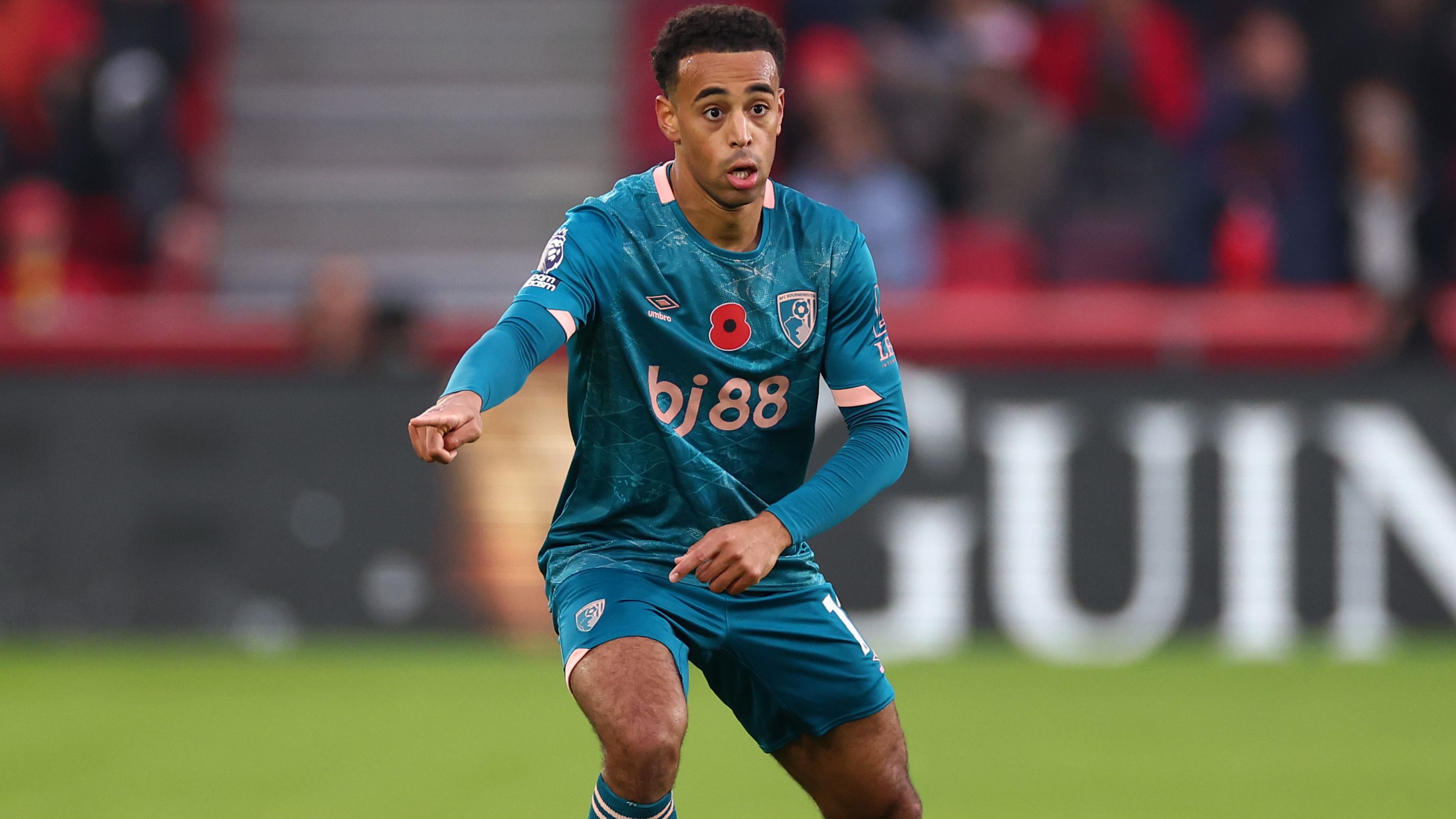 Brentford FC v AFC Bournemouth - Premier League