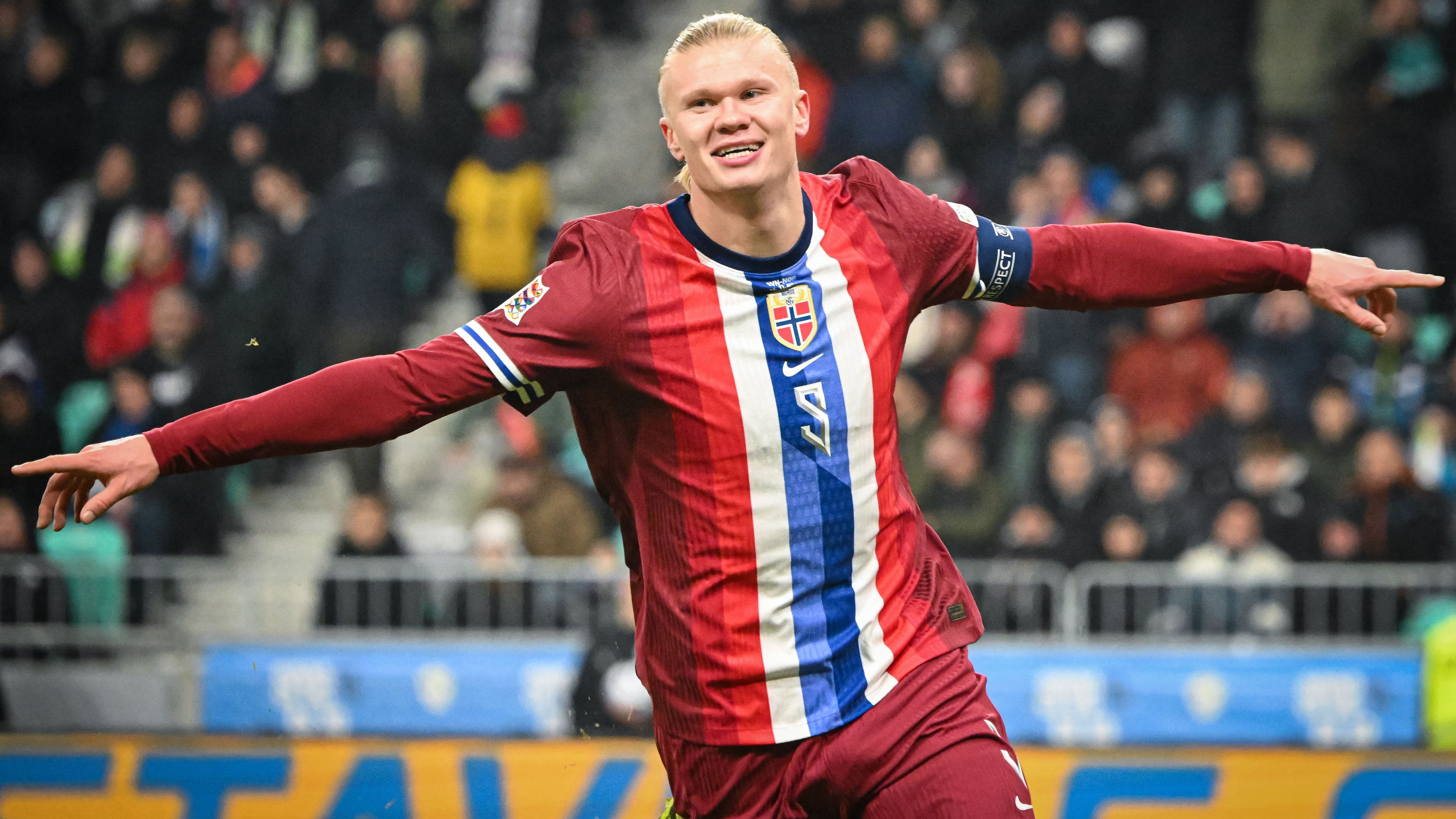 TOPSHOT-FBL-EUR-NATIONS-SLO-NOR