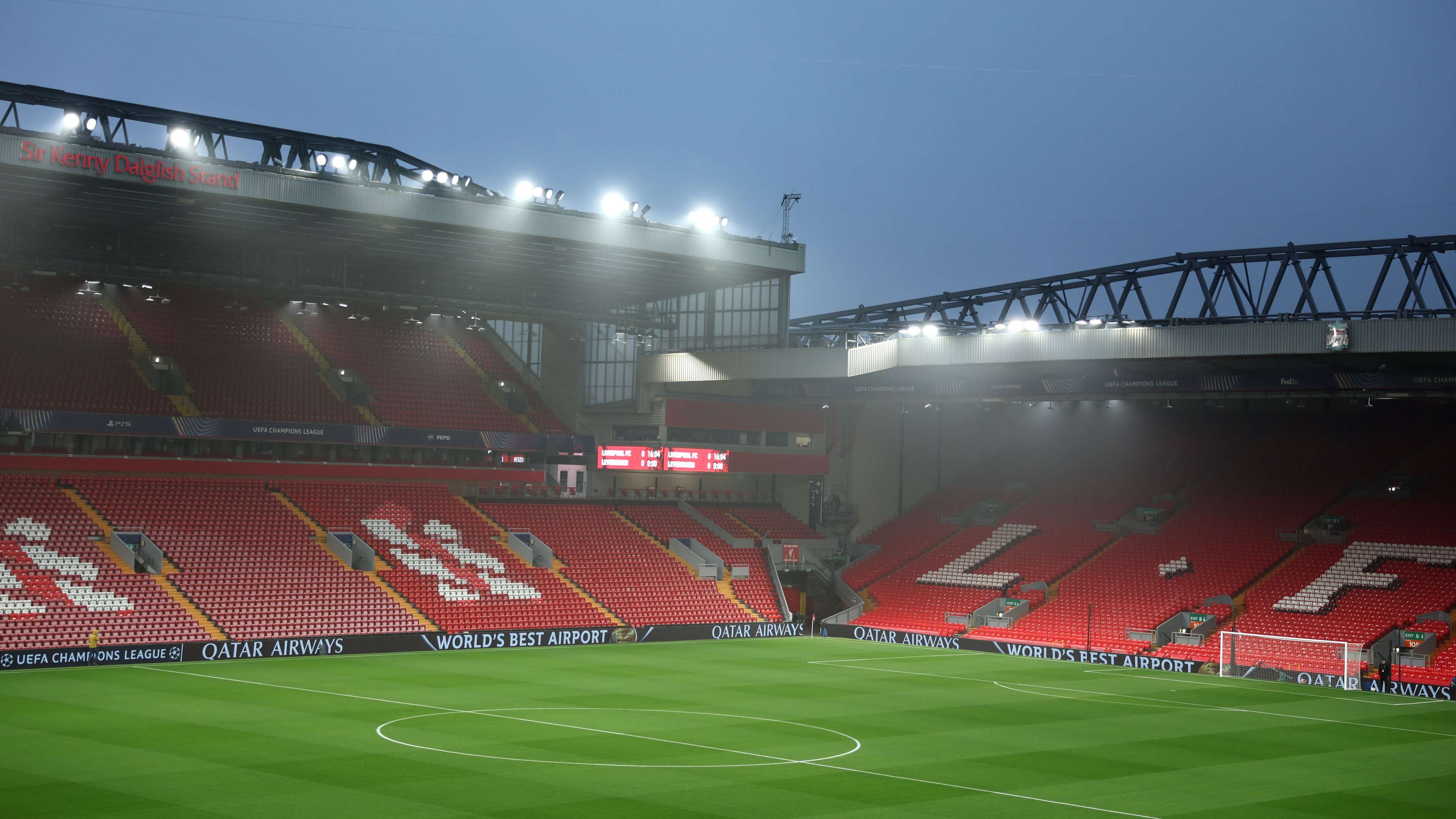 Liverpool FC v Bayer 04 Leverkusen: UEFA Champions League 2024/25 League Phase MD4