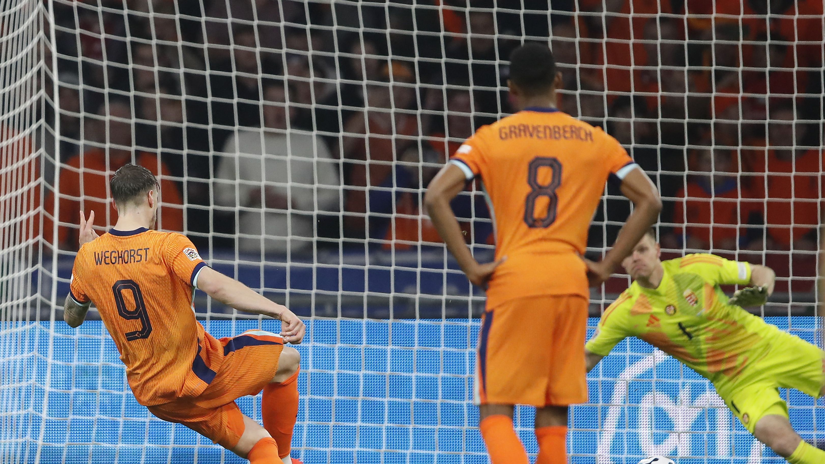 FBL-EUR-NATIONS-NED-HUN