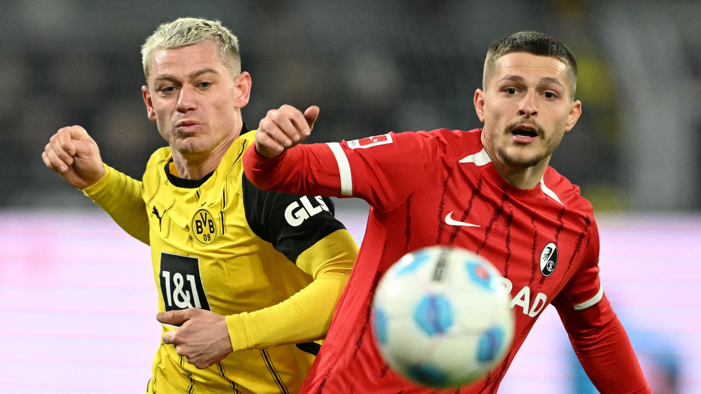 FBL-GER-BUNDESLIGA-DORTMUND-FREIBURG