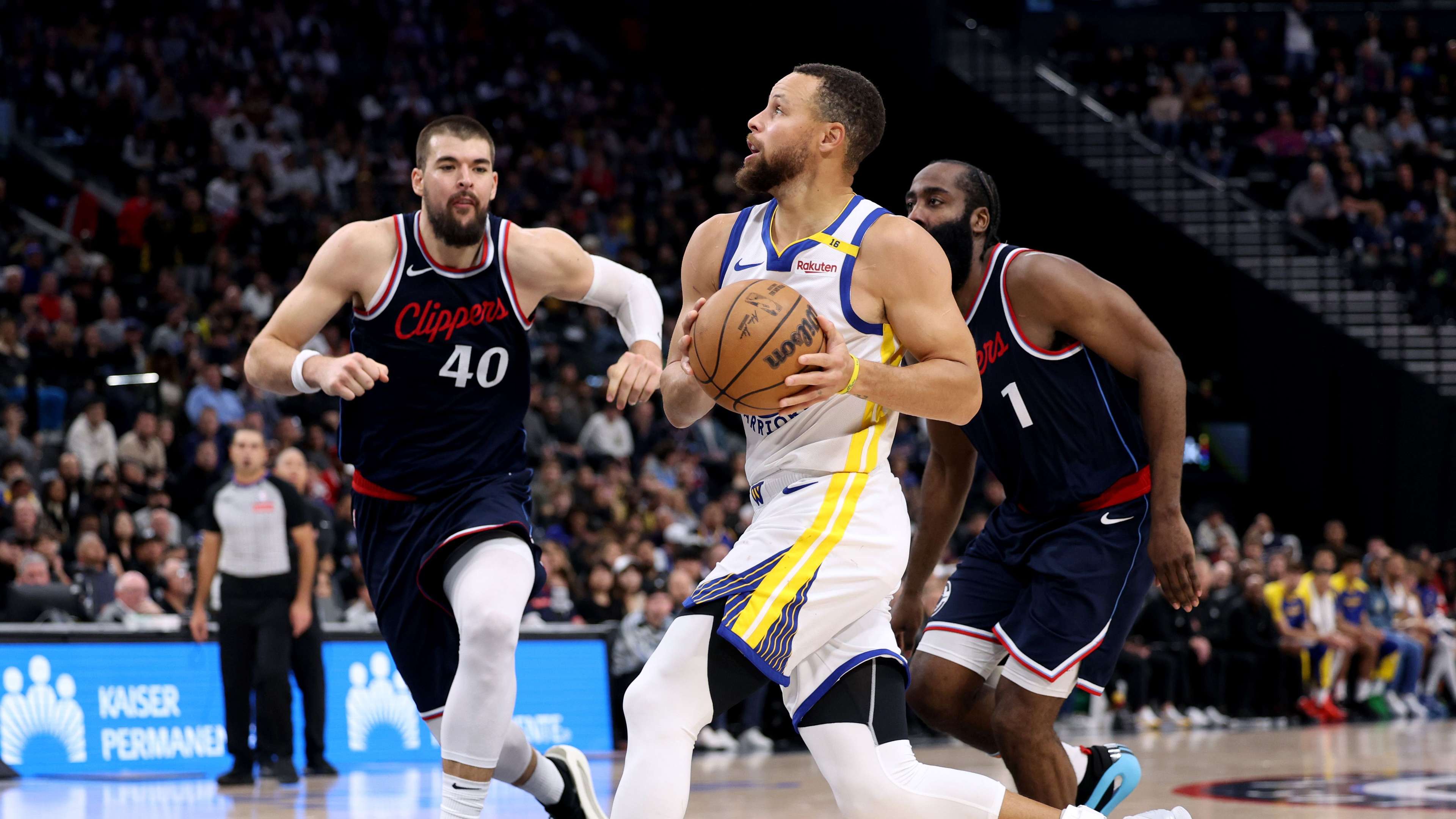 Golden State Warriors v Los Angeles Clippers